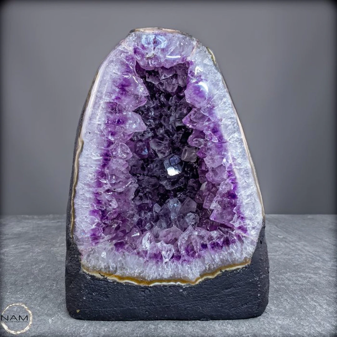 Natural amethyst druzy from Uruguay - Masterpiece of Nature- 2603.13 g