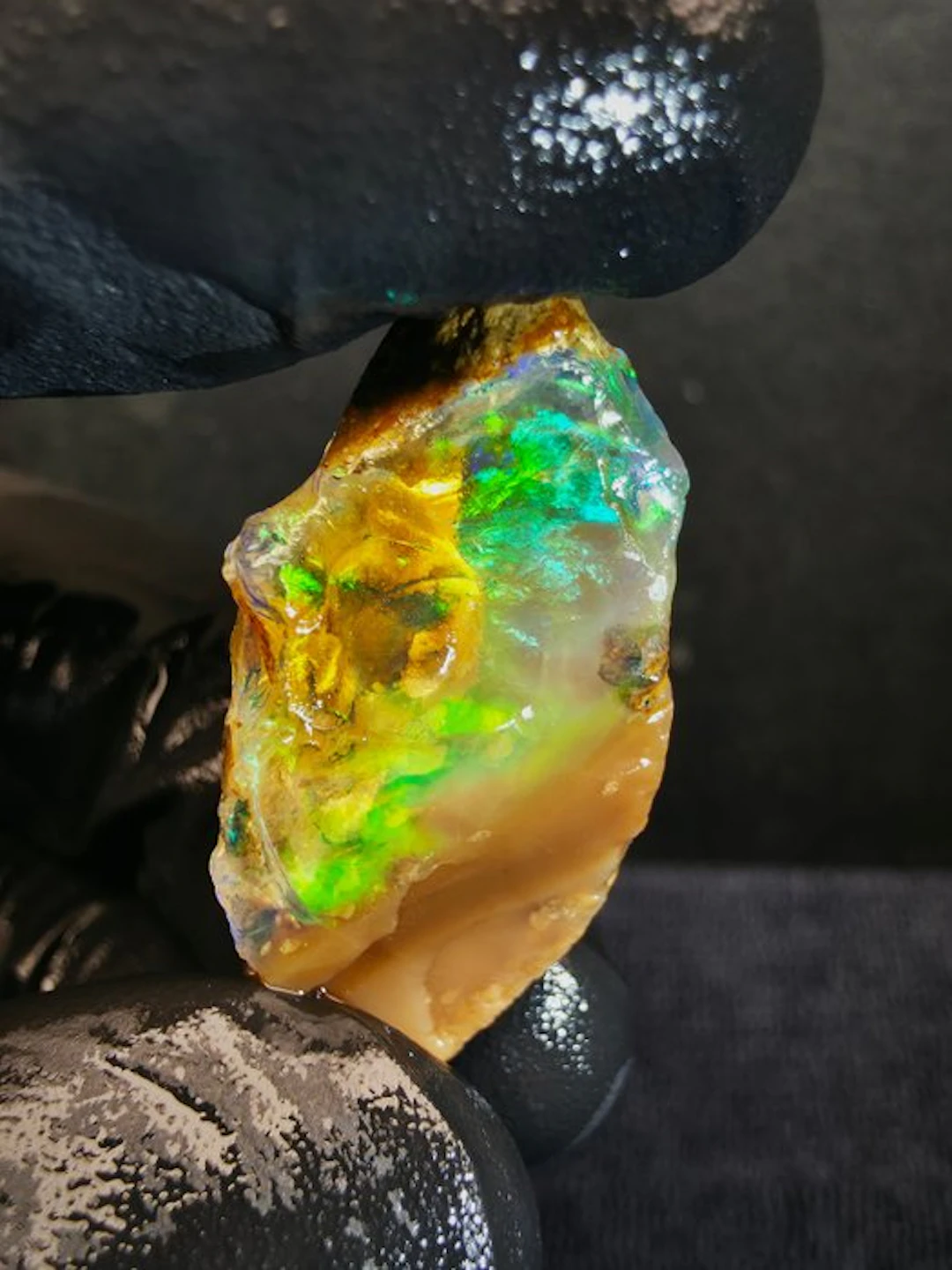 30cts Crystal Opal Specimen Rough- 6 g