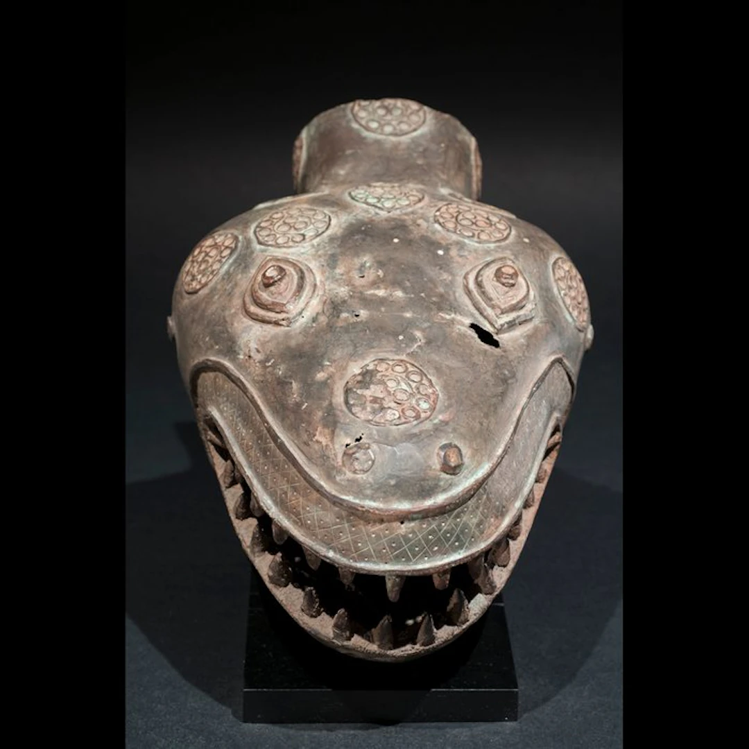 Snake head - ancient bronze - Kingdom of Ife - Yoruba - Nigeria