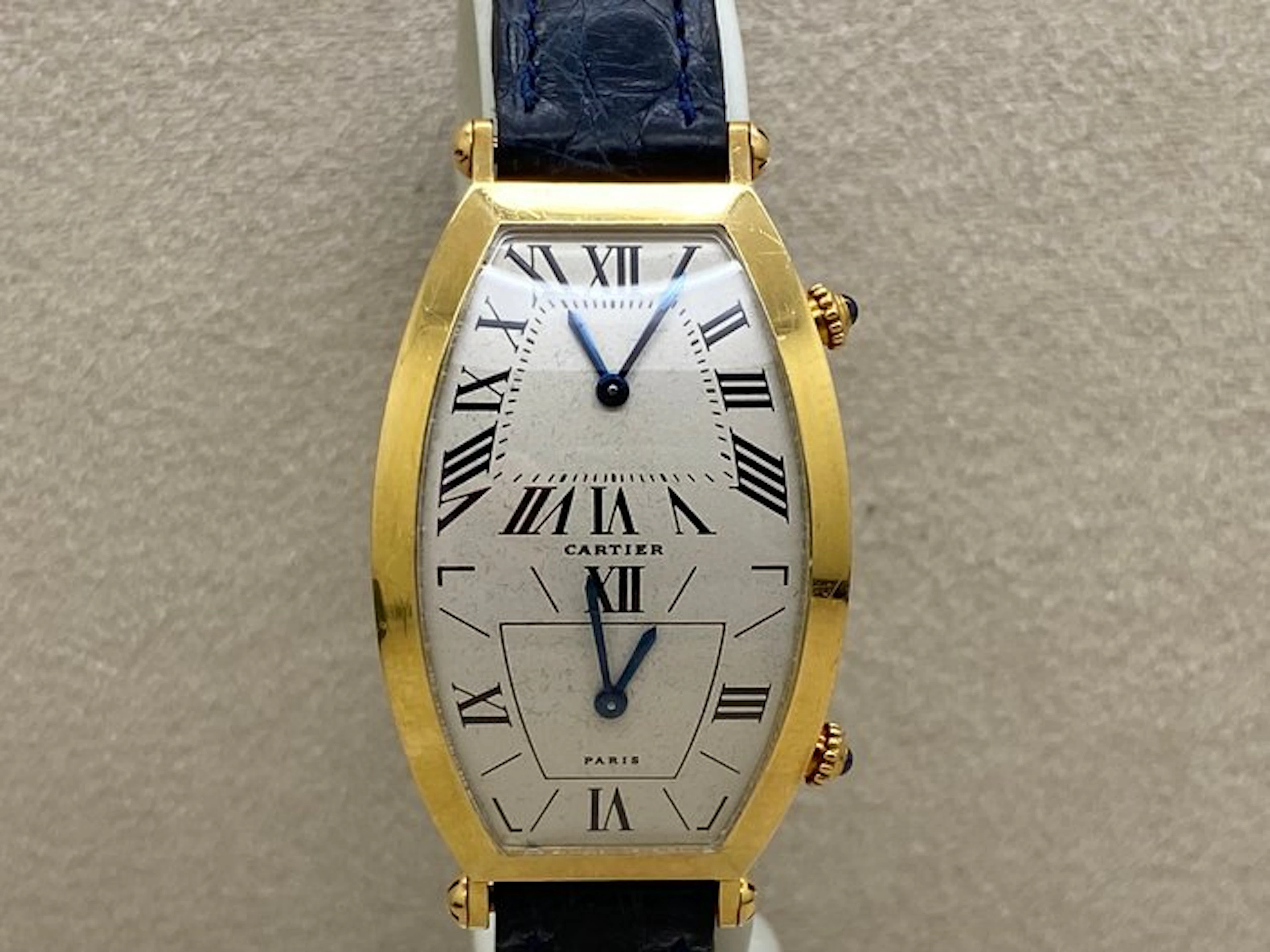Cartier - Tonneau GM Dual Time - 216-89 - Unisex - 1980-1989