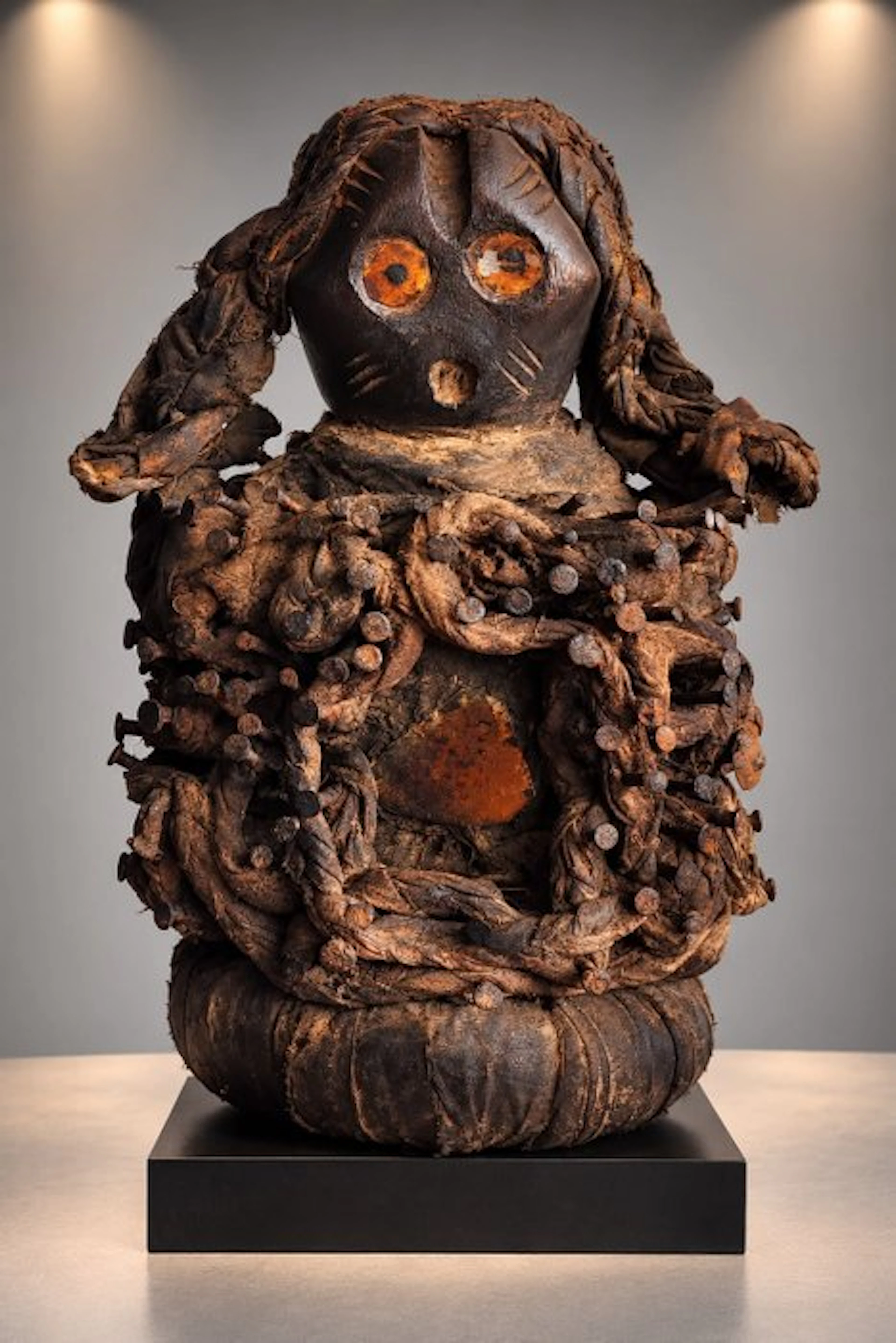 Exceptional Fon Nkisi Nkondi statue