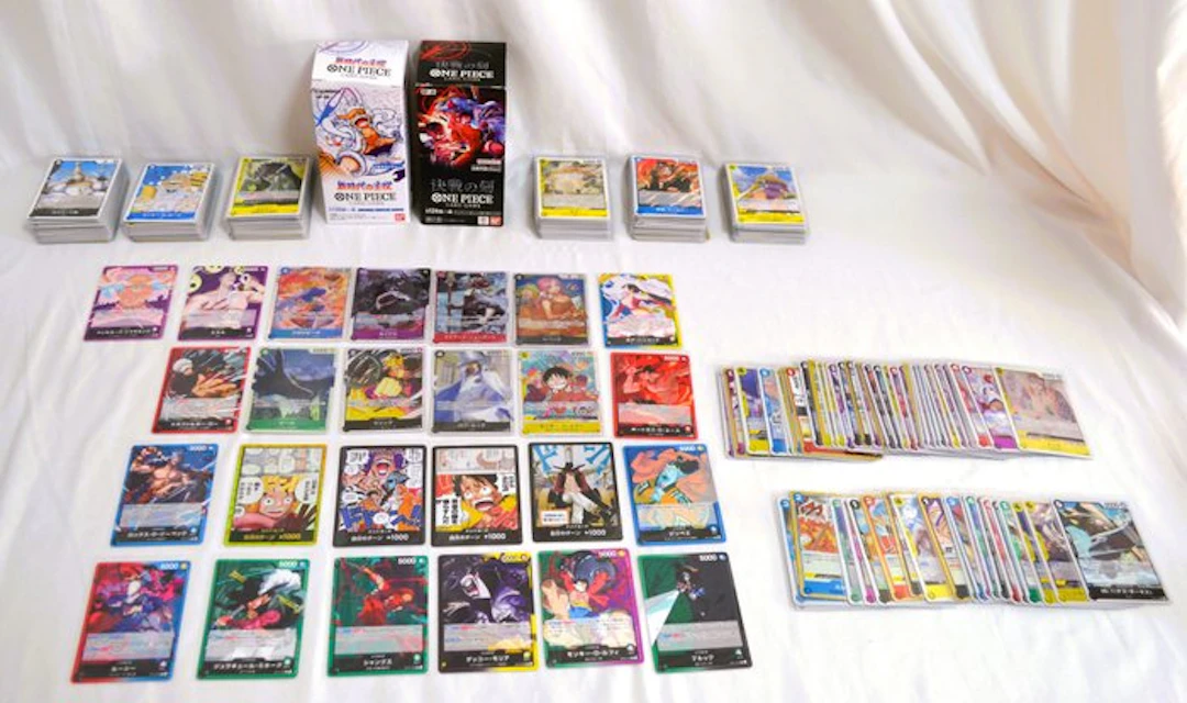 Bandai Card - One Piece Lotto B - Carte TCG Giapponesi – 285 Carte (8 SR