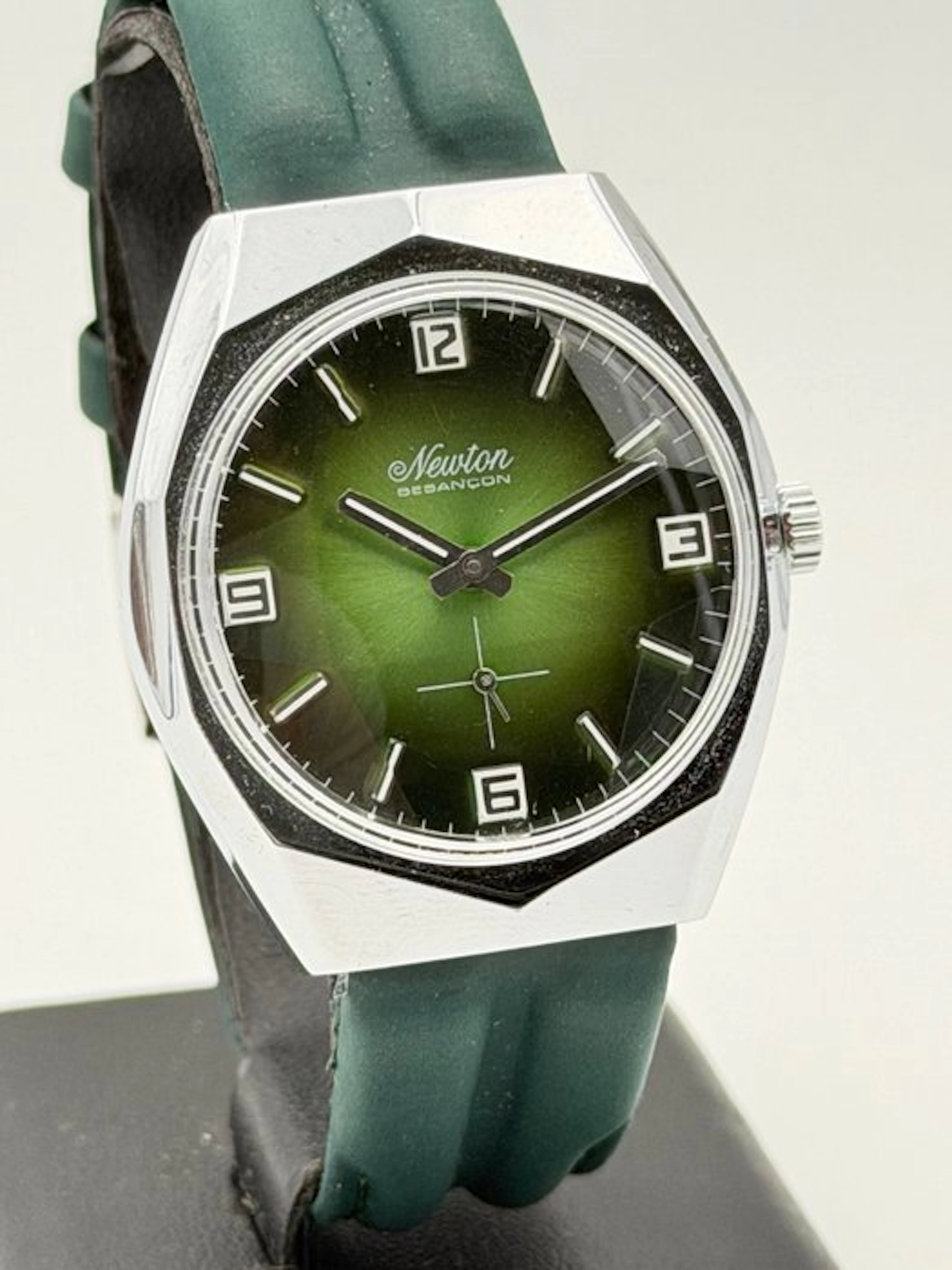 newton besancon - prismatic vintage swiss made - No...
