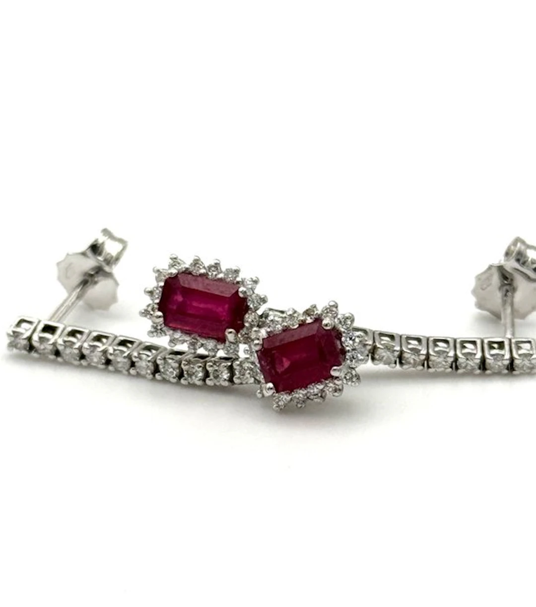 Drop earrings - 18 kt. White gold - 2.20ct. tw. Ruby - Diamond - Length: