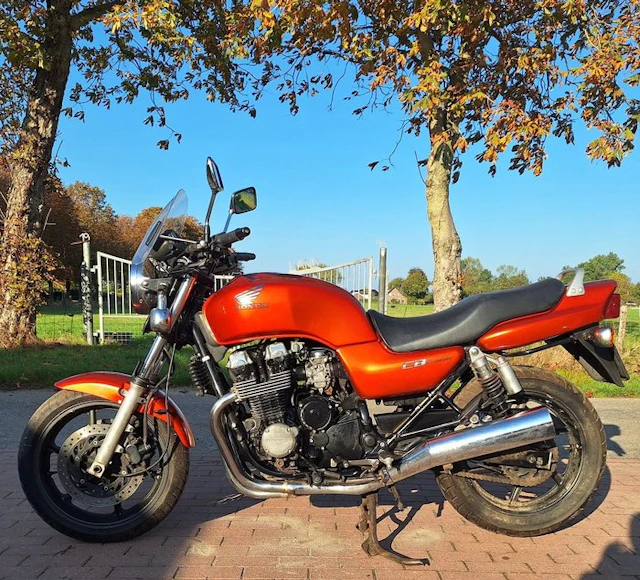 Honda - CB Seven Fifty - NO RESERVE - 750 cc - 1999