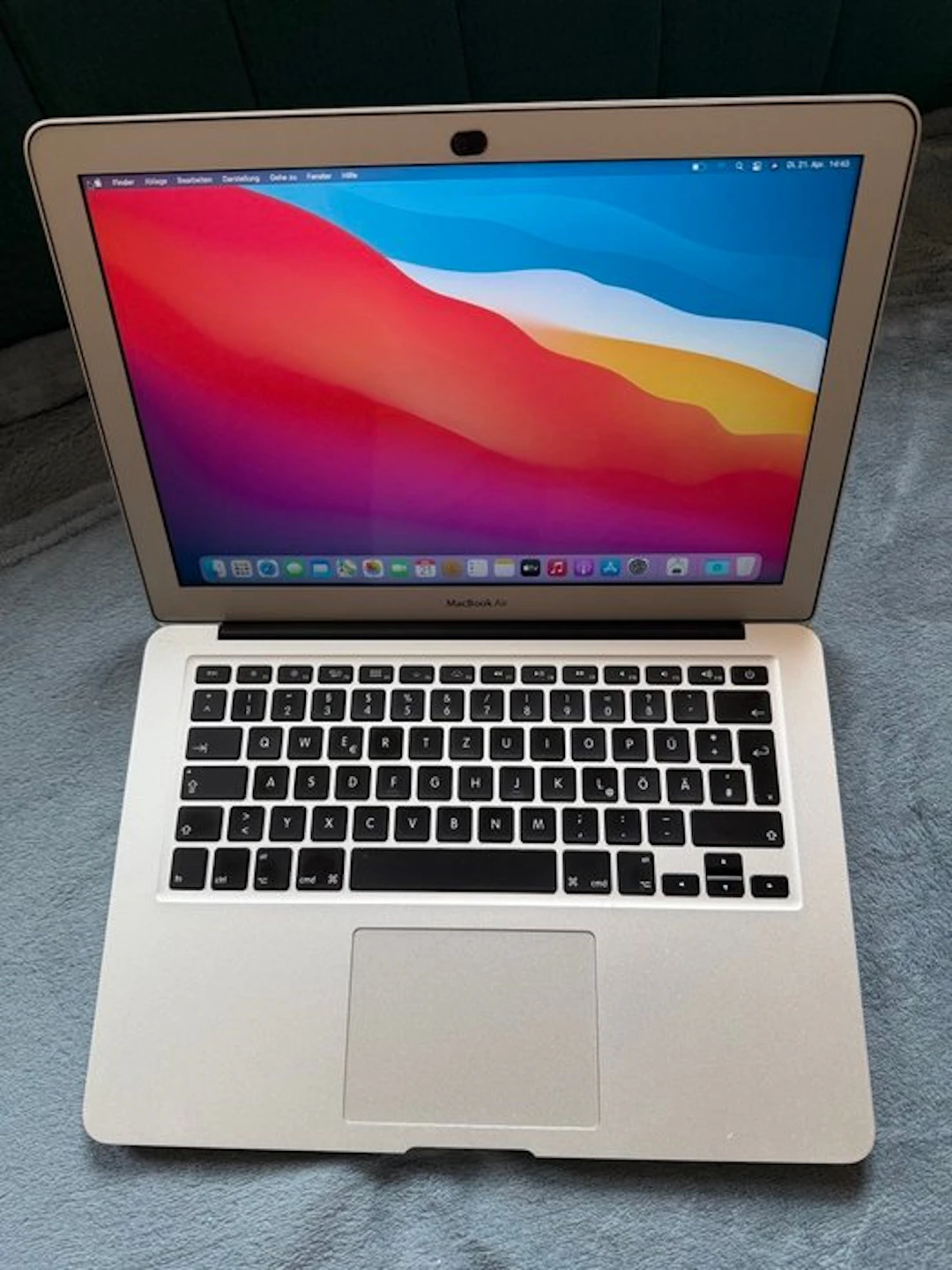 Apple MacBook Air - Laptop