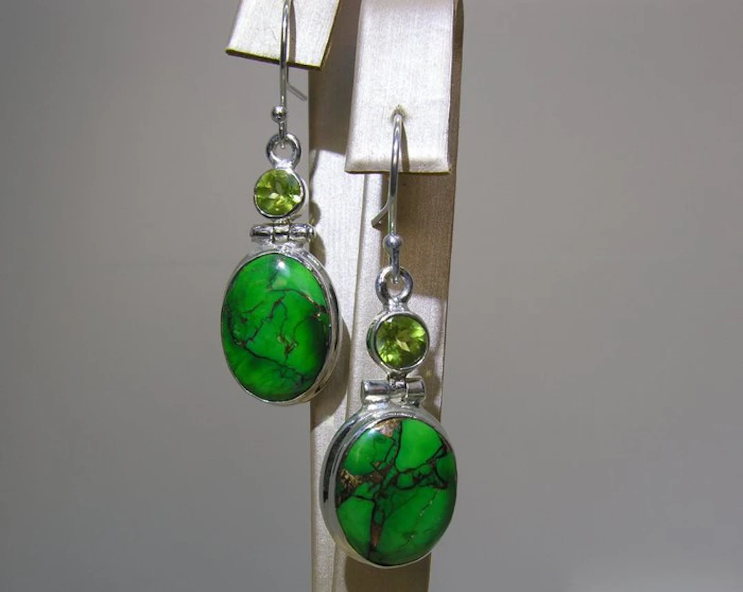 Turquoise Earrings - Height: 43 mm - Width: 13 mm- 7.48 g - (2)