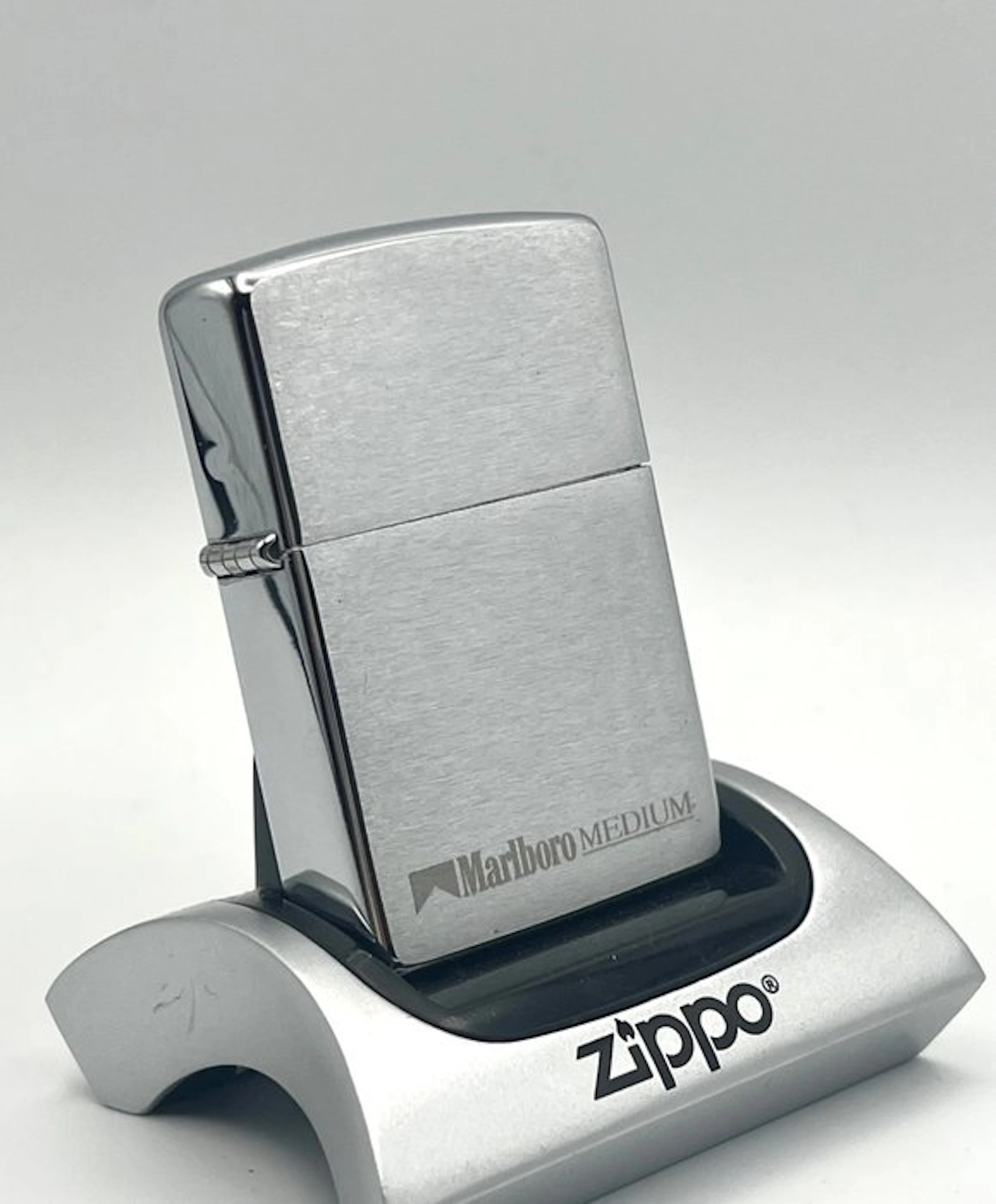 Zippo - Marlboro Medium Cowboy Spur - Brushed Chrome...