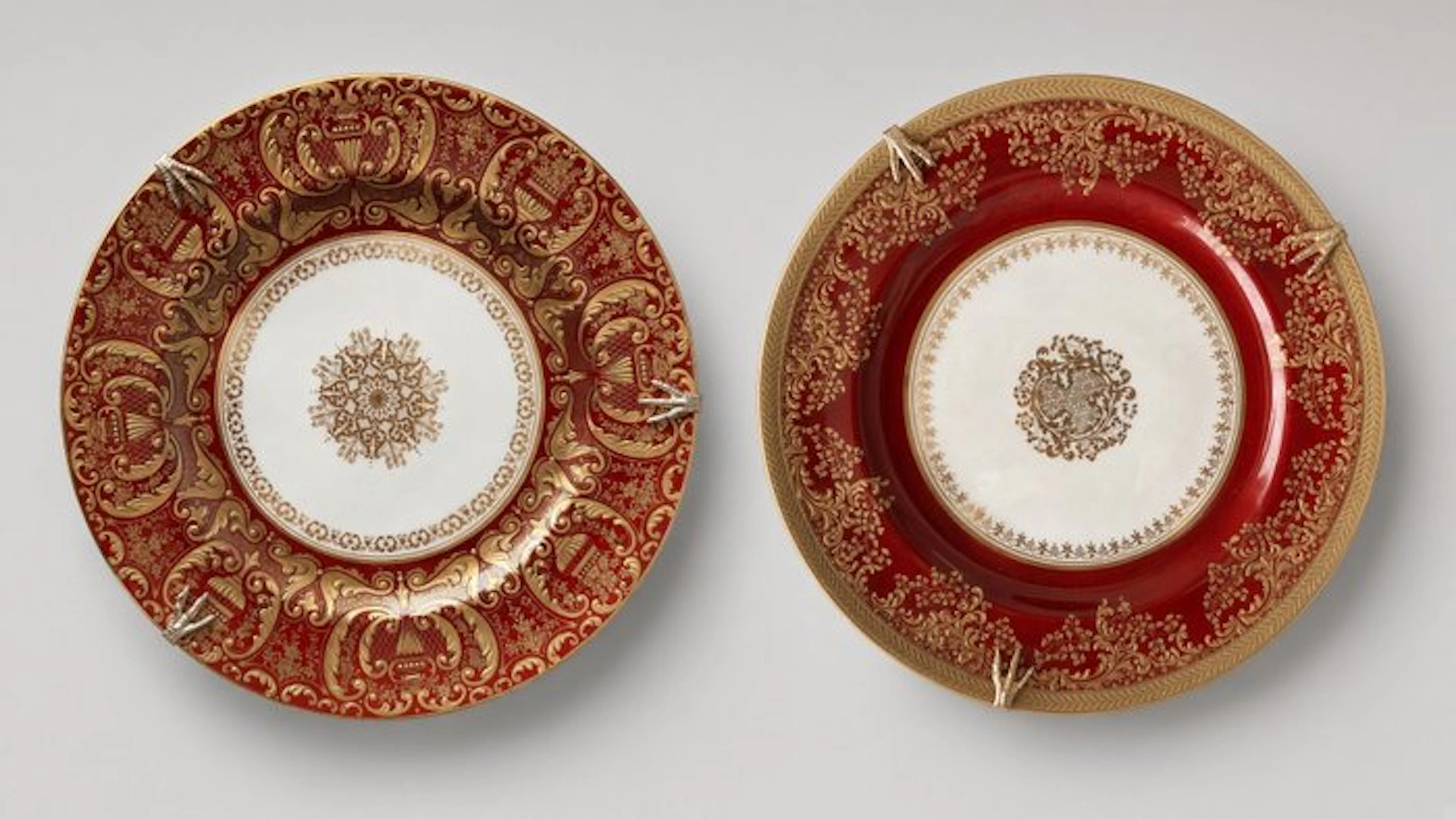 Wall plate (2) - Pair of Antique Doulton Burslem 24K...