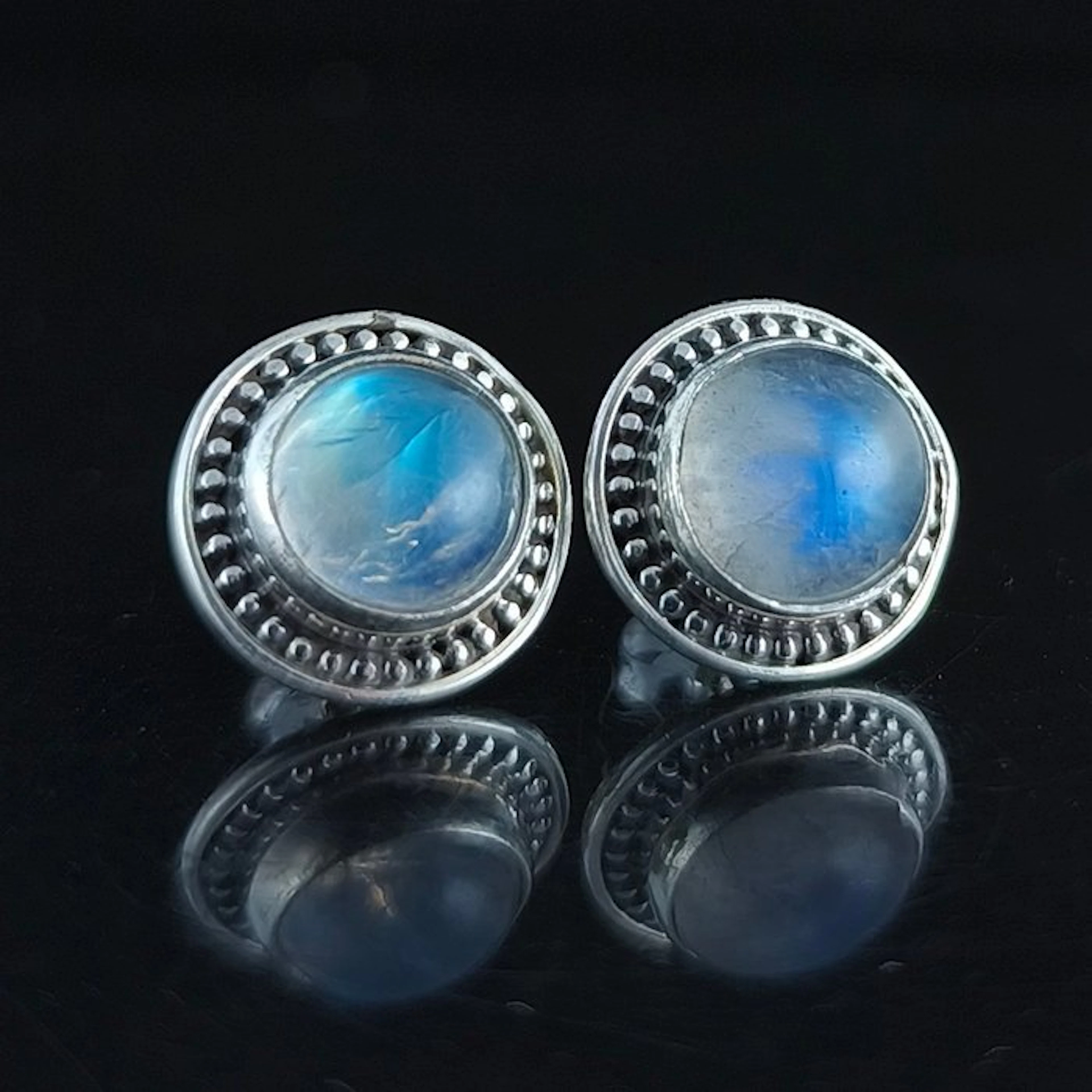 Moonstone Jewellery- 2.88 g