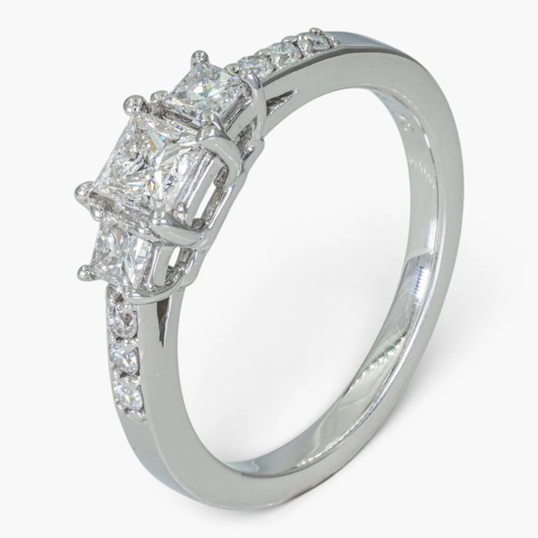 No reserve price - Ring - 14 kt. HRD, White gold - 0.70ct. tw. Diamond