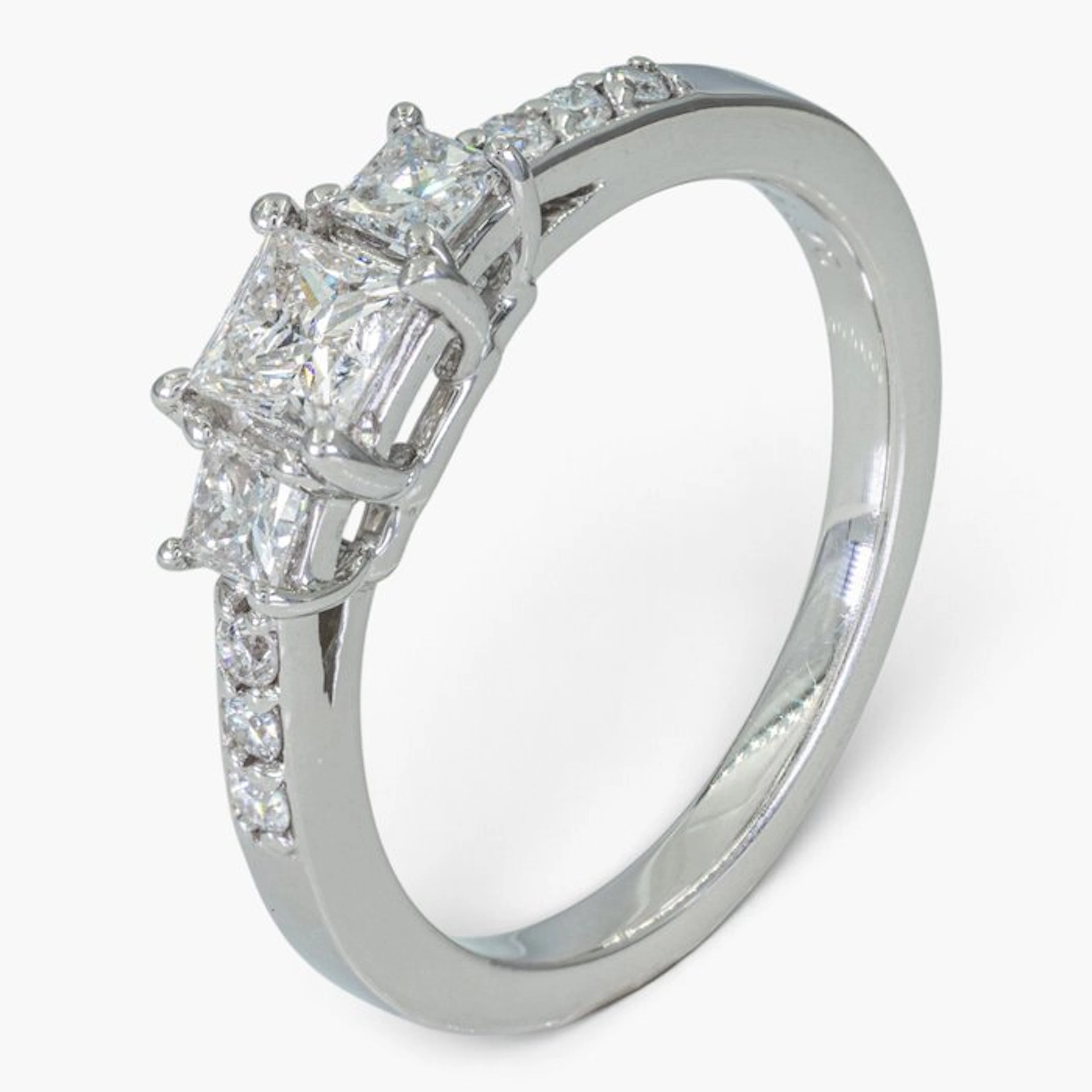 No reserve price - Ring - 14 kt. HRD, White gold - 0.70ct. tw. Diamond