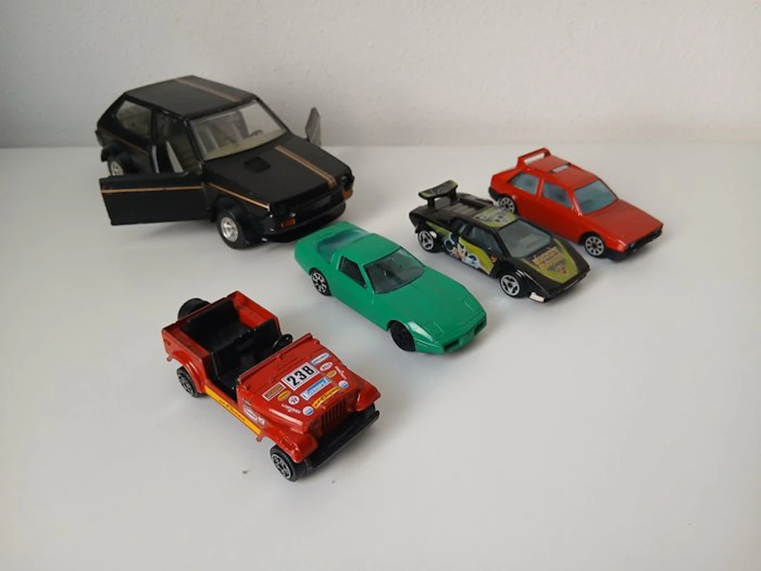 Bburago - Toy Bburago Assorted Vintage Models (Fiat Ritmo