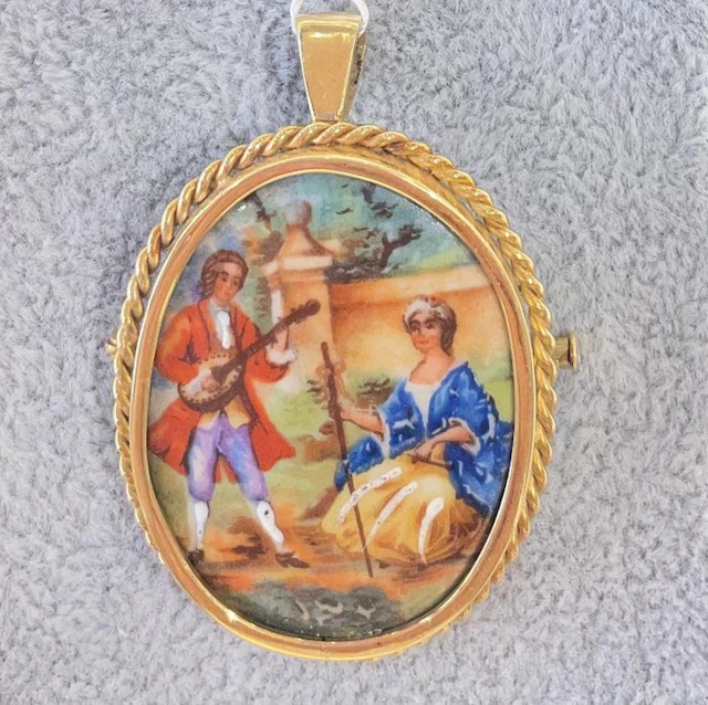 Brooch - 18 kt. Yellow gold