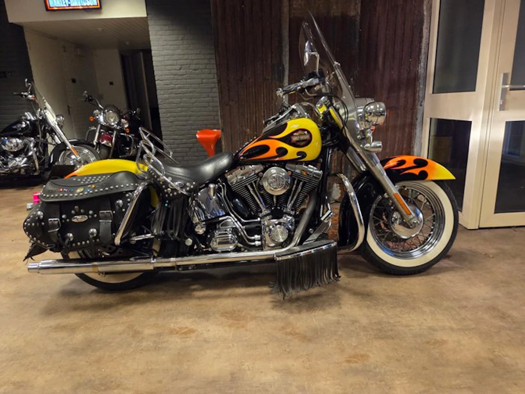 Harley-Davidson - FLSTC - Heritage Softail Classic - 1450 cc - 2002