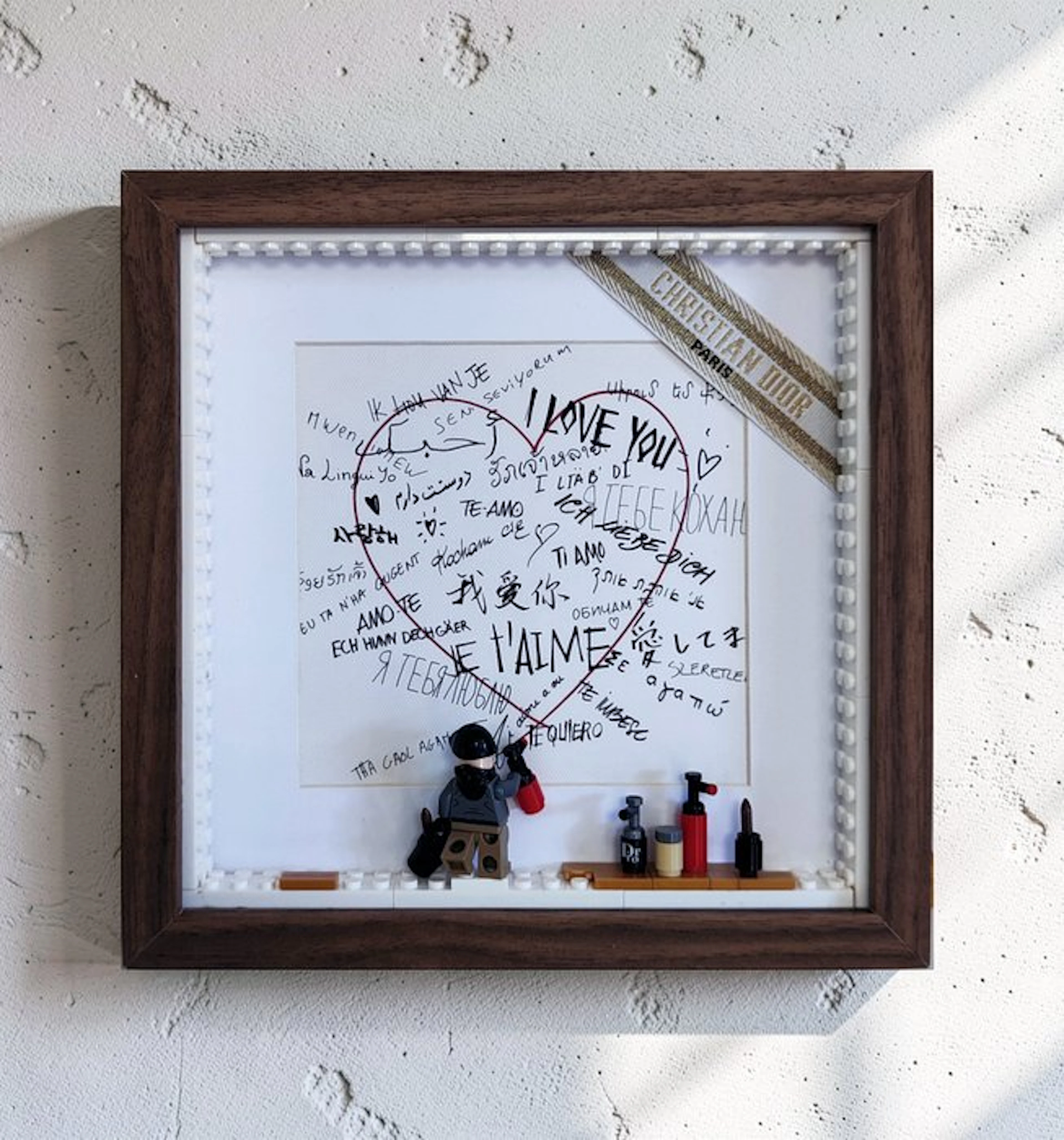 Lyssandre Saint York - DIOR " AMOUR SANS FRONTIERES " lego street artwork