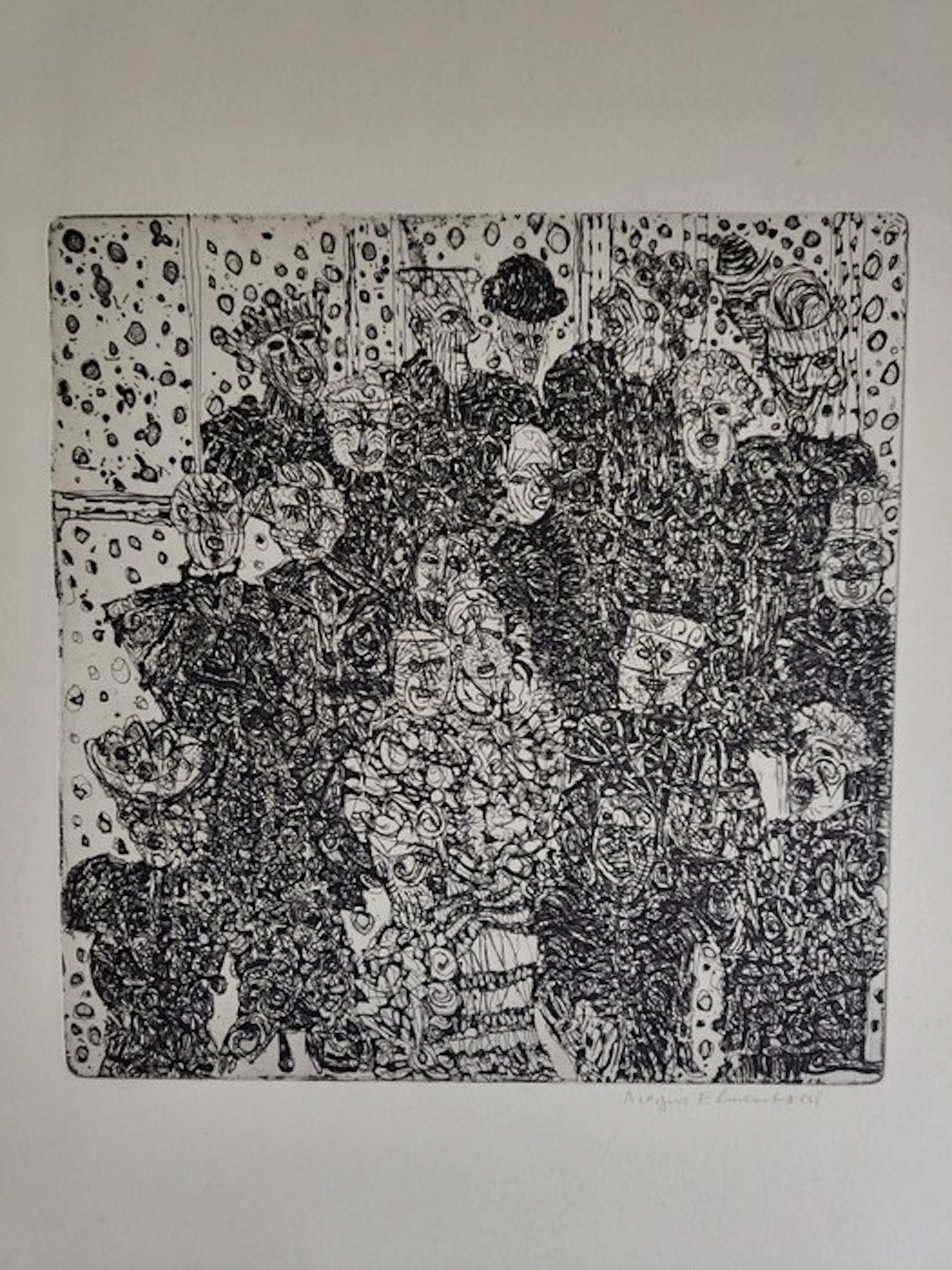 Margit Elmenhorst (1940) - Gruppenbild mit Masken