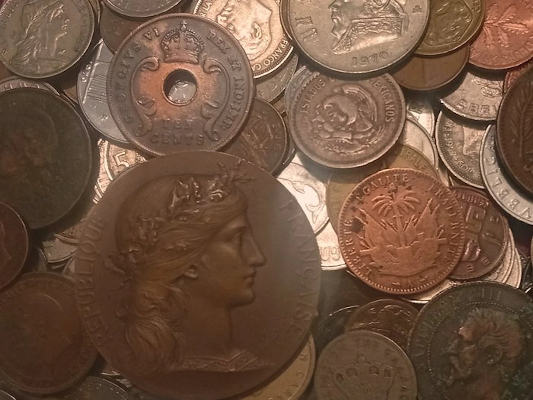 World. Large lot of World Coins, 1800 to présent. (No reserve price)
