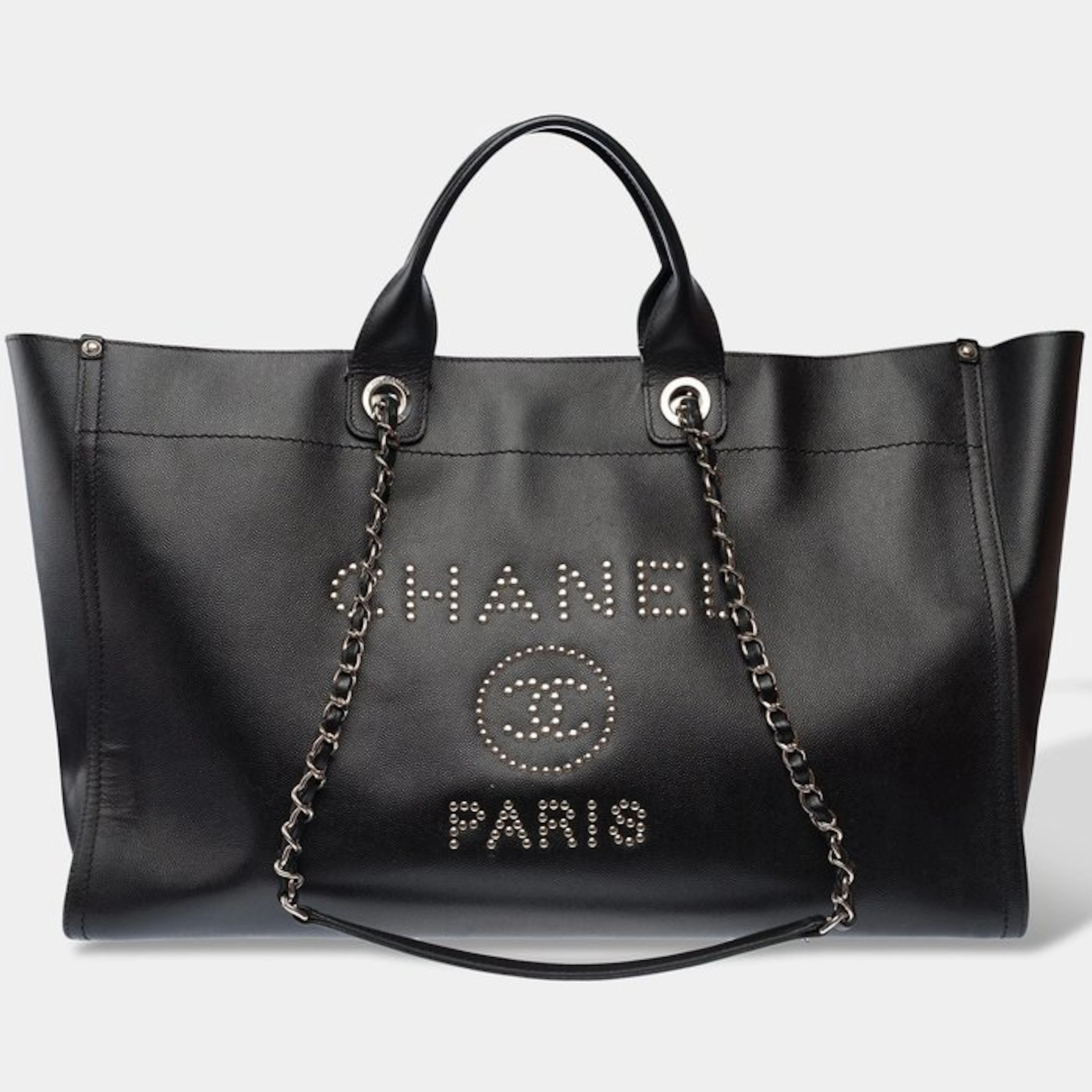 Chanel - Deauville - Handbag