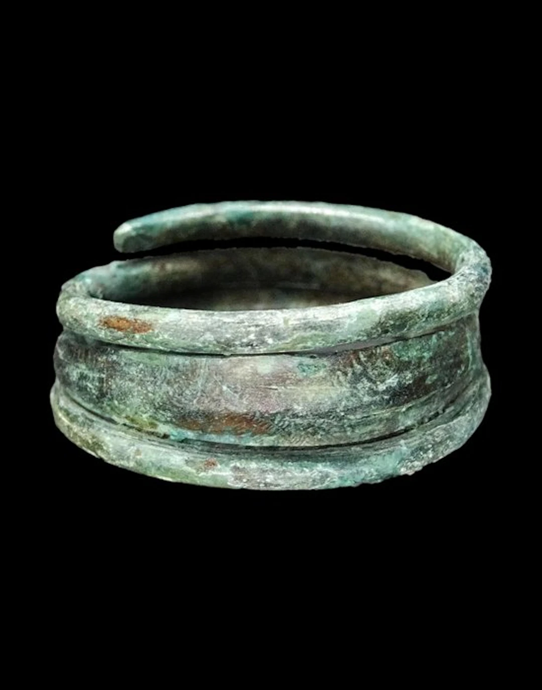 Viking Era Helically wound bronze ring