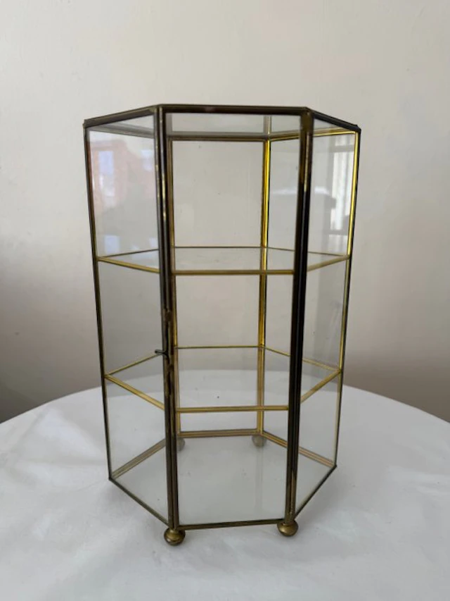 Display cabinet - Glass, Brass