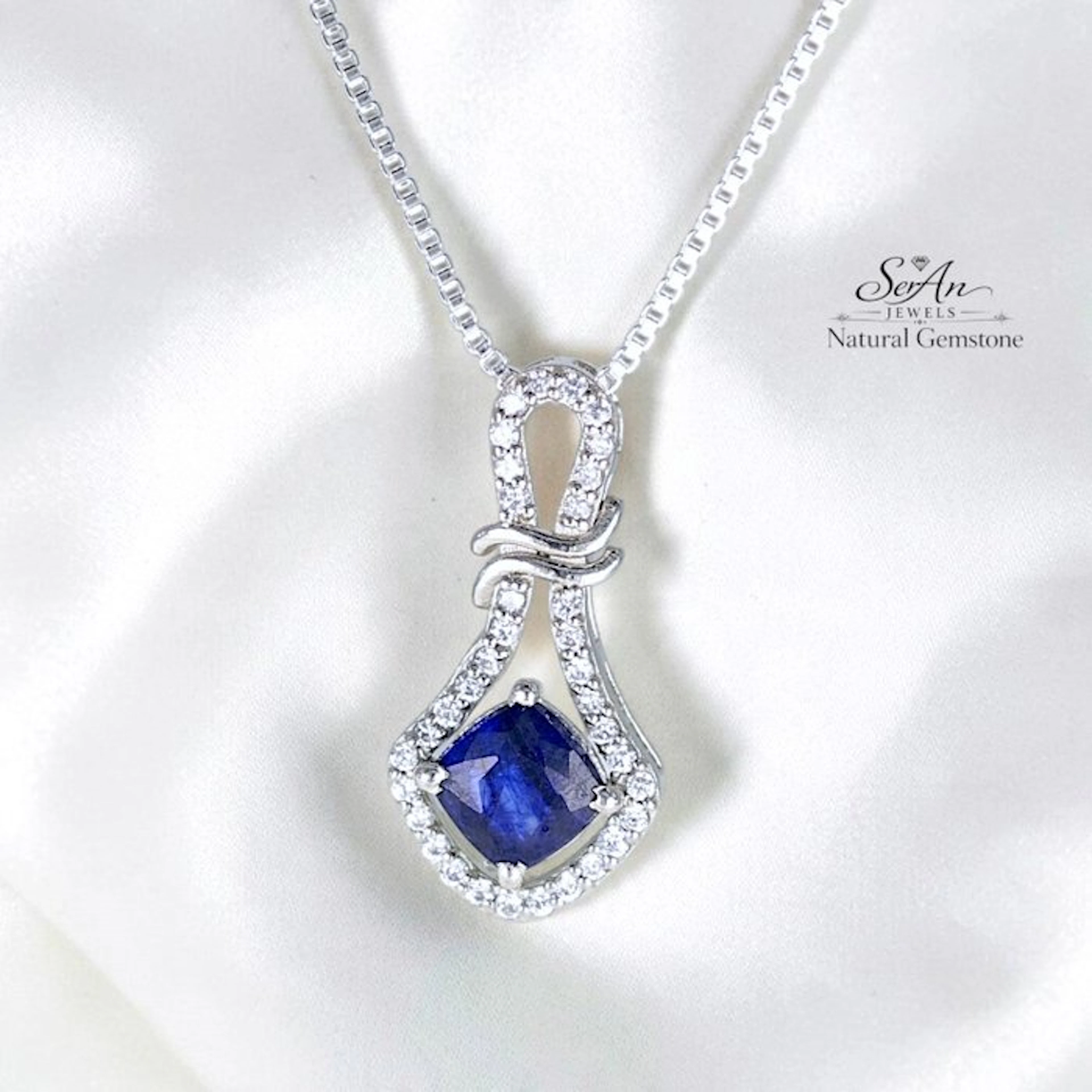 No reserve price - Choker necklace Silver