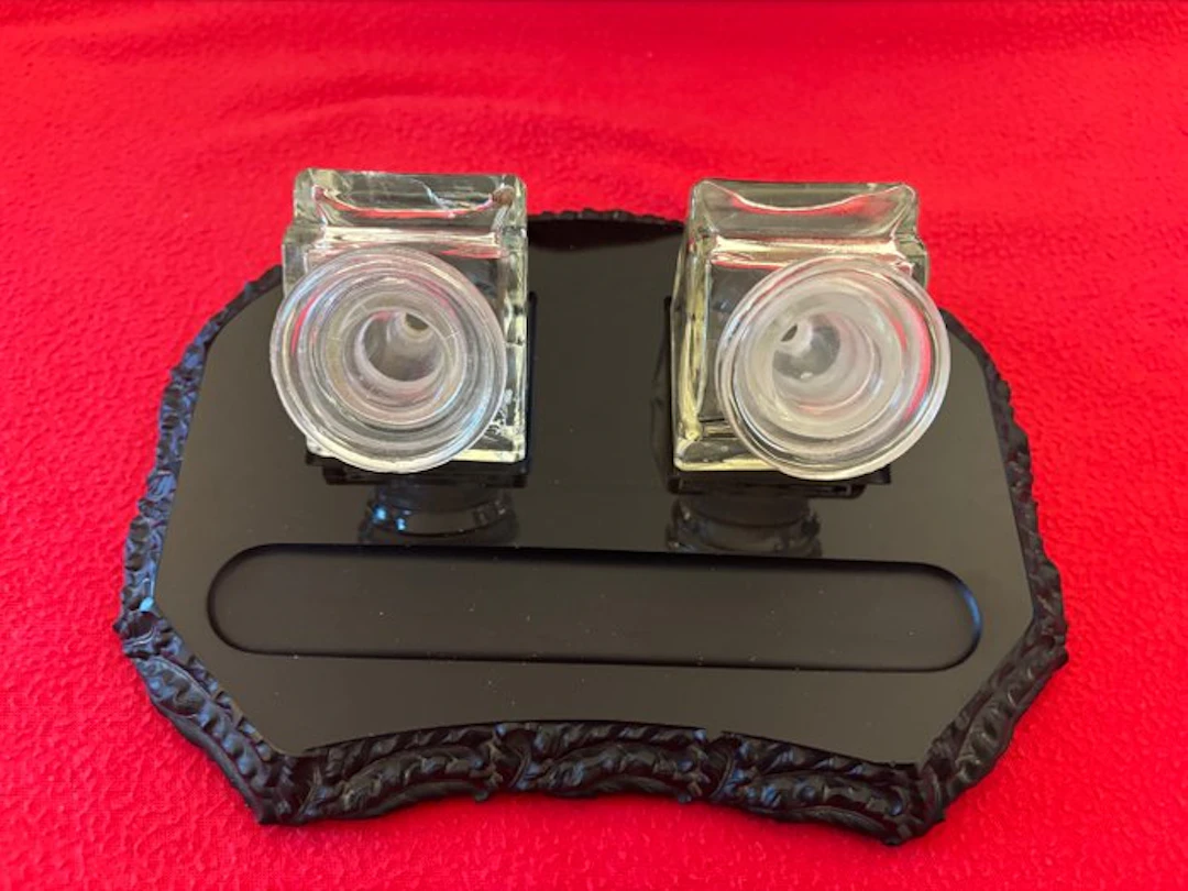 Inkwell (5) - Glass-Granite?
