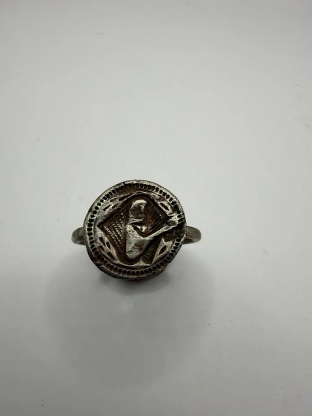 Medieval, Crusaders Era Silver finger ring - 18 mm