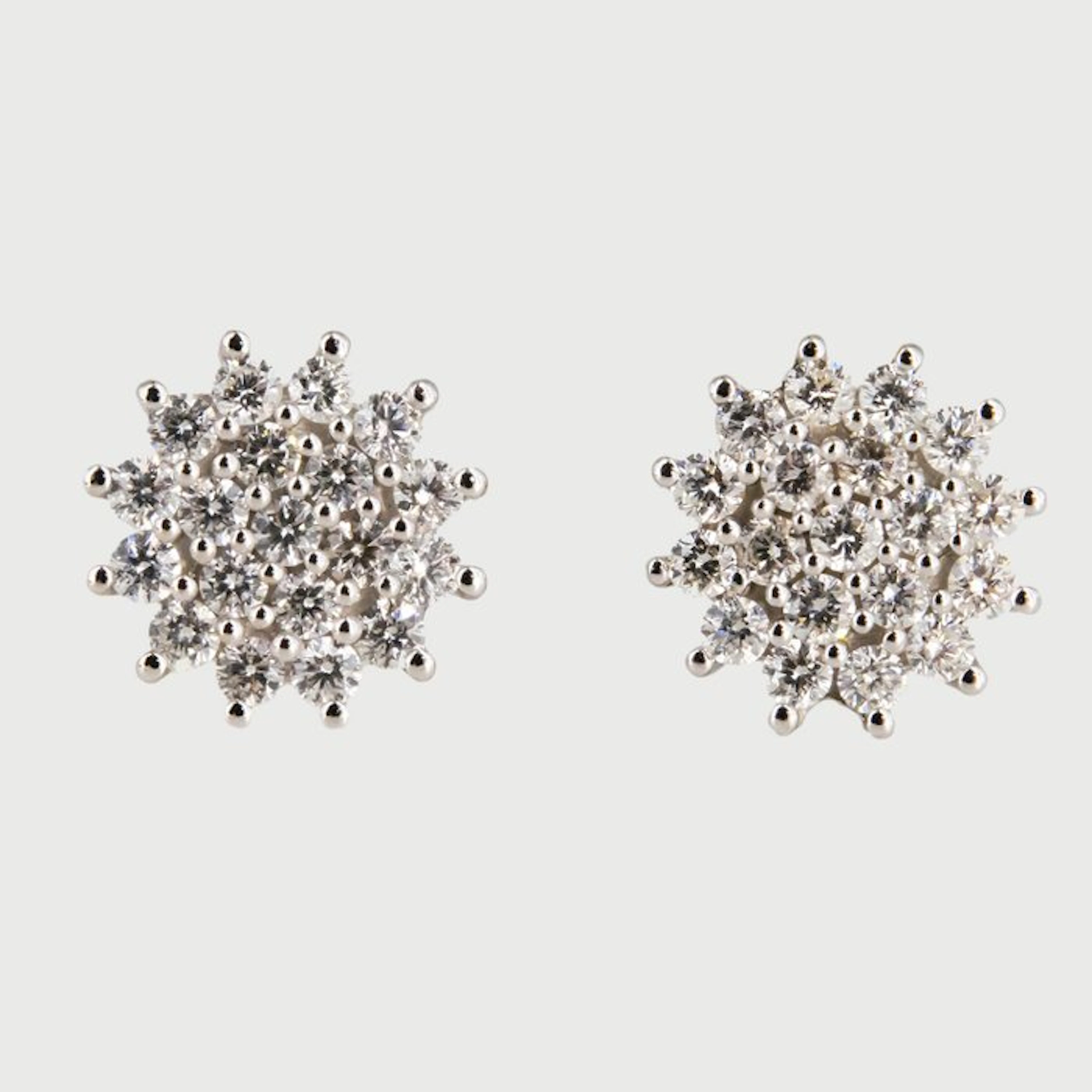 Earrings - 18 kt. White gold - 0.76ct. tw. Diamond (Natural)