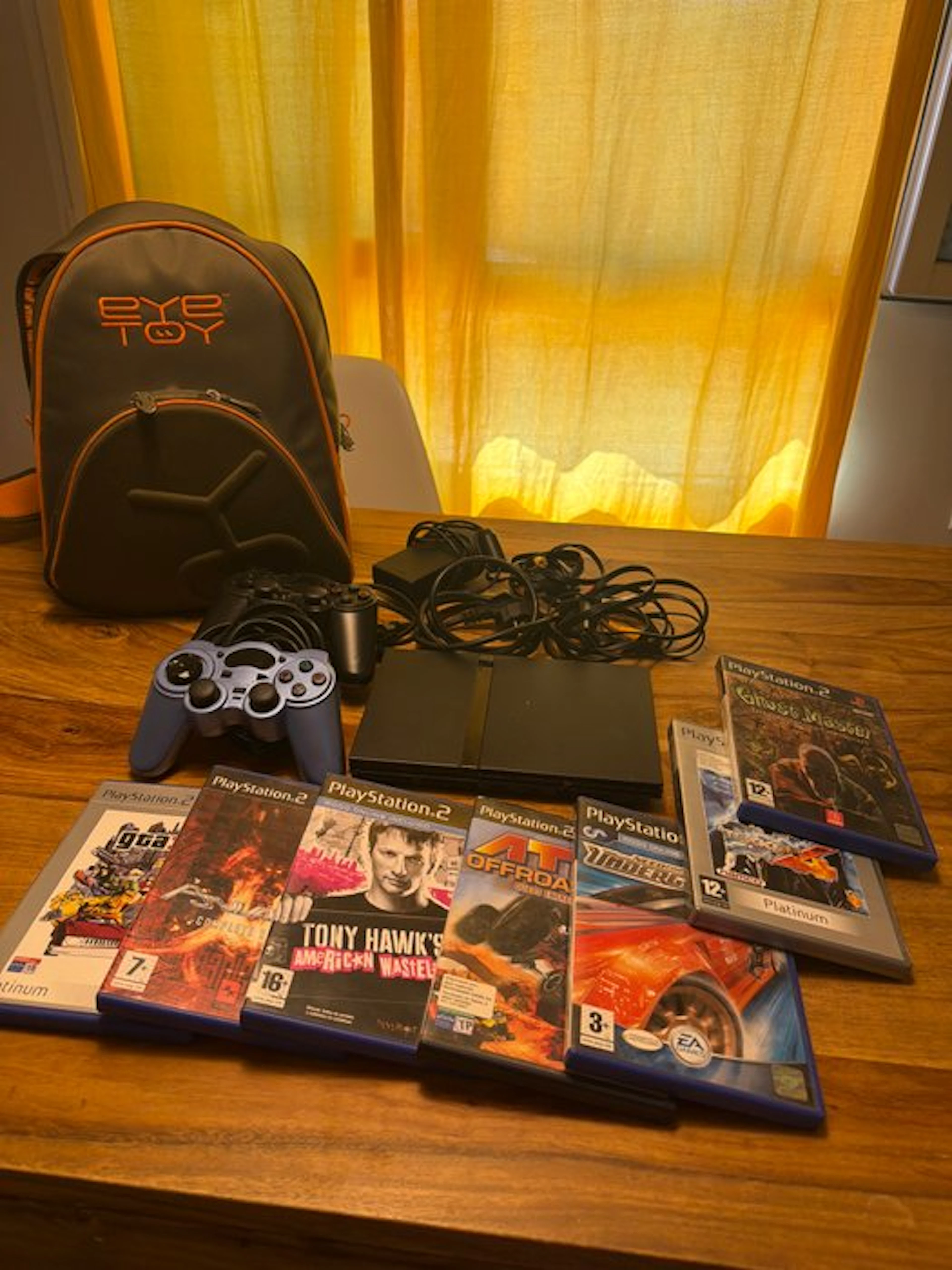 Sony - Playstation 2 (PS2) - Playstation 2 slim con 7 juegos