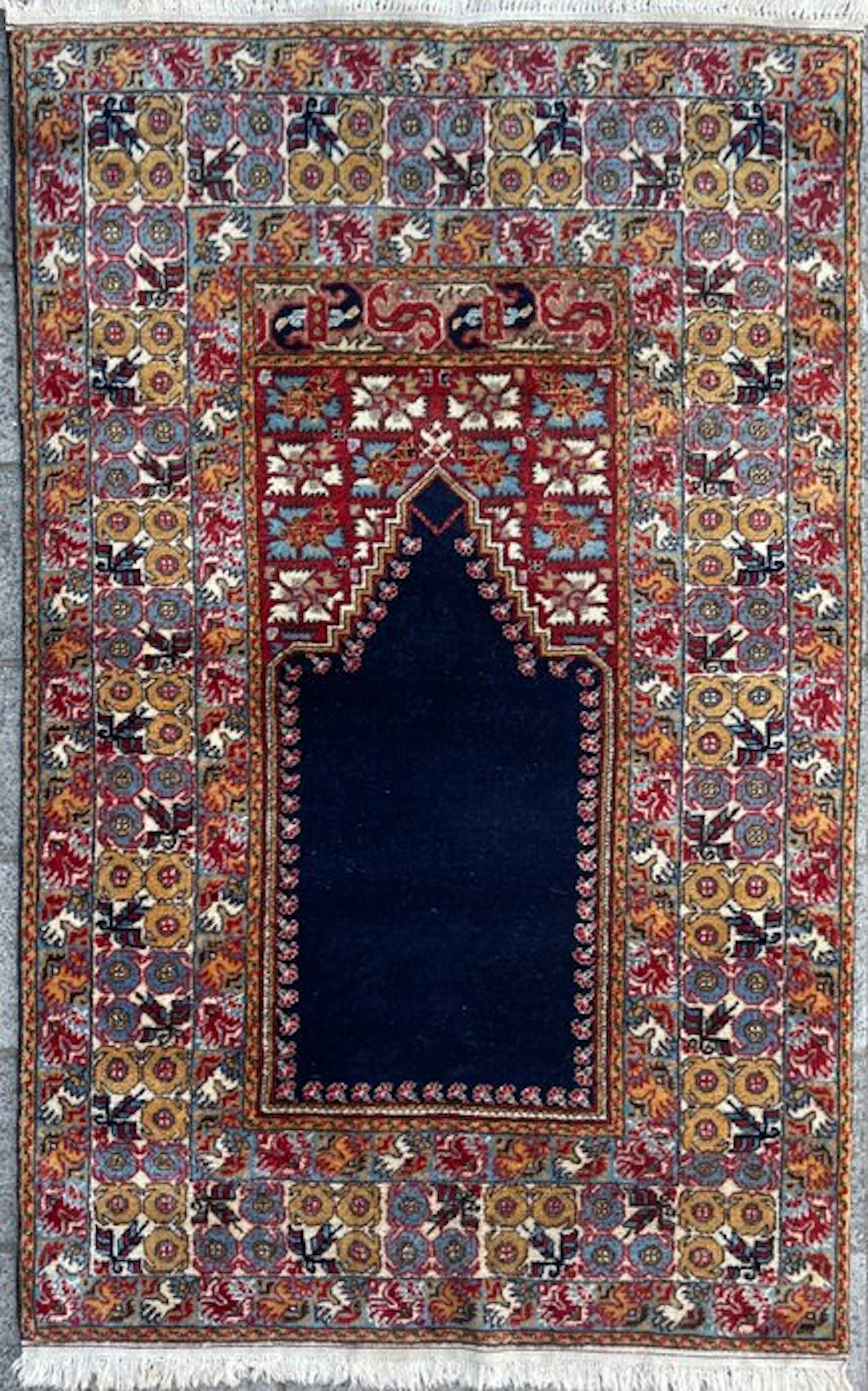 Anatolian Kirman rug - no reserve price - hand-knotted...