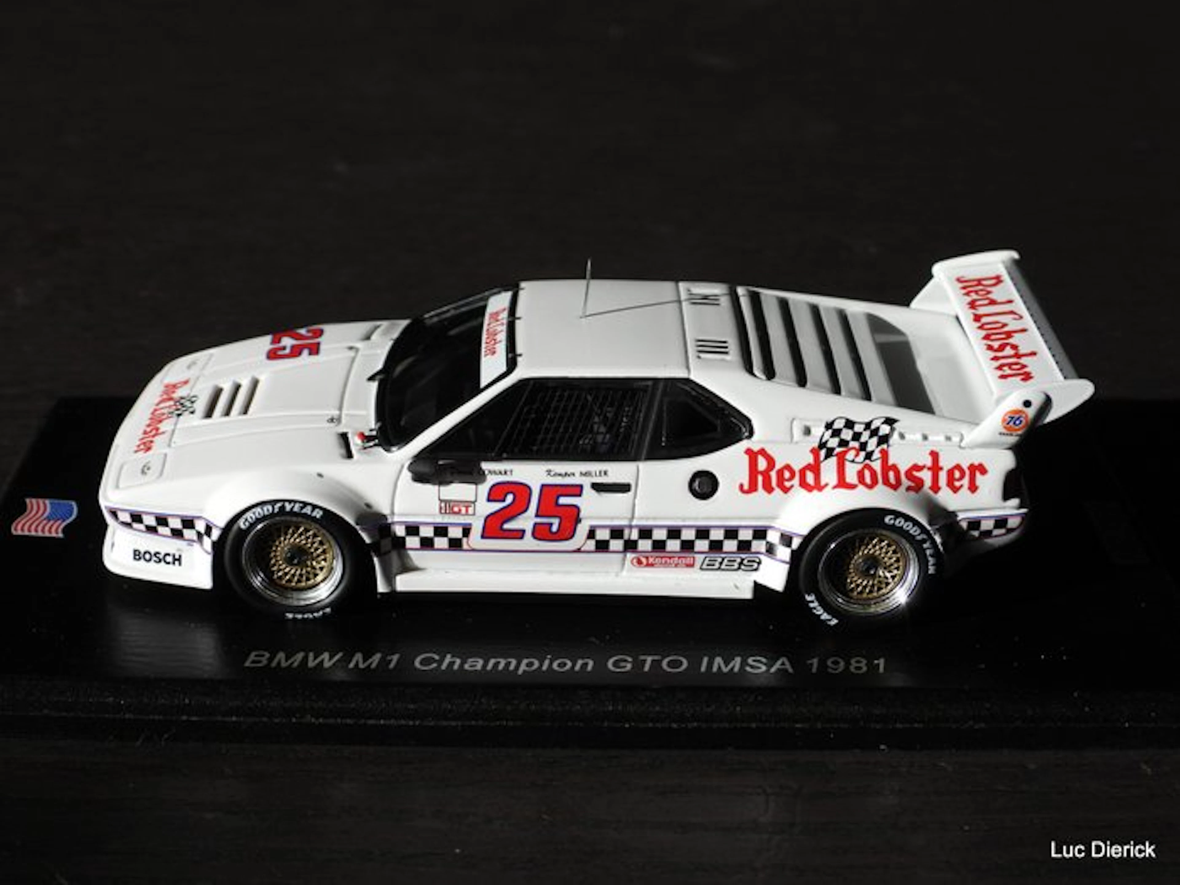 Spark 1:43 - Model car - BMW M1 Champion GTO IMSA 1981...