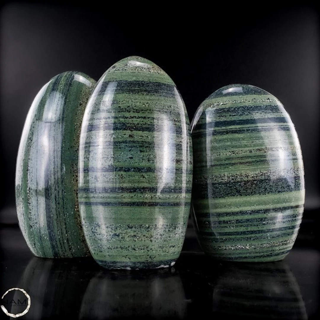 Banded Kambaba Jasper – Expressive freeforms with natural...