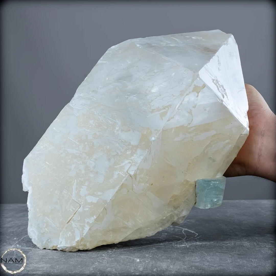 Lemurian Quartz with Aquamarine – an impressive natural...