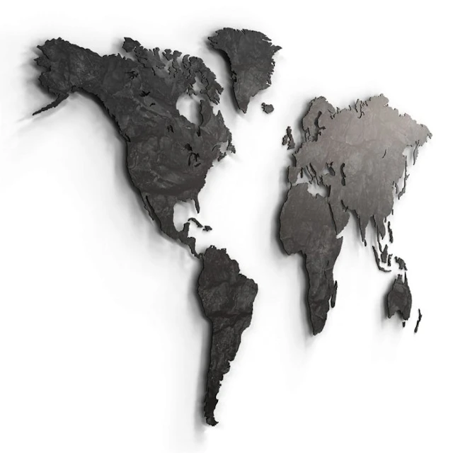 Wall decoration - Giallobus - Darkwood World Map - Italy - Wall sculpture
