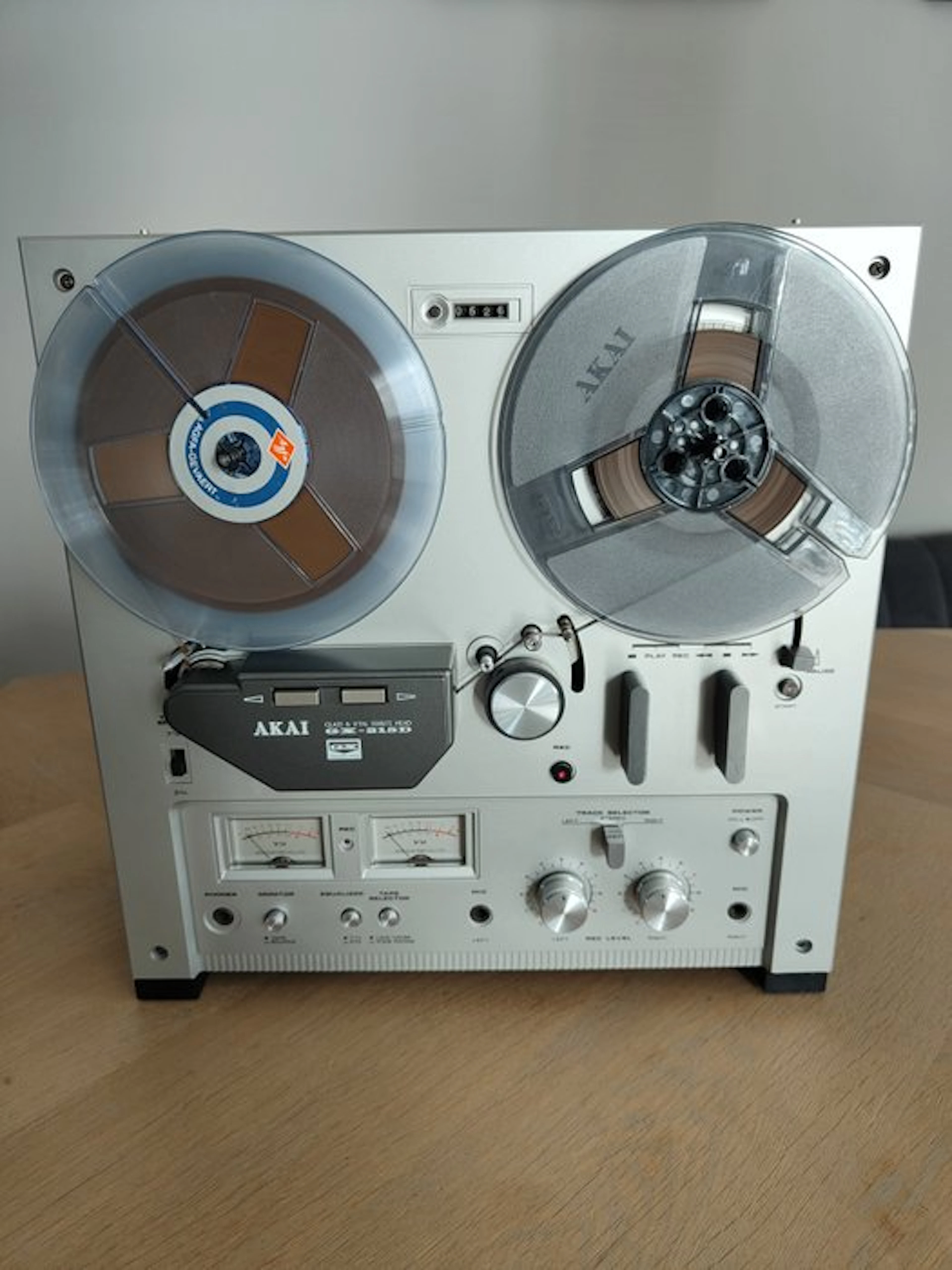 Akai - GX-215D Reel to reel deck 18 cm