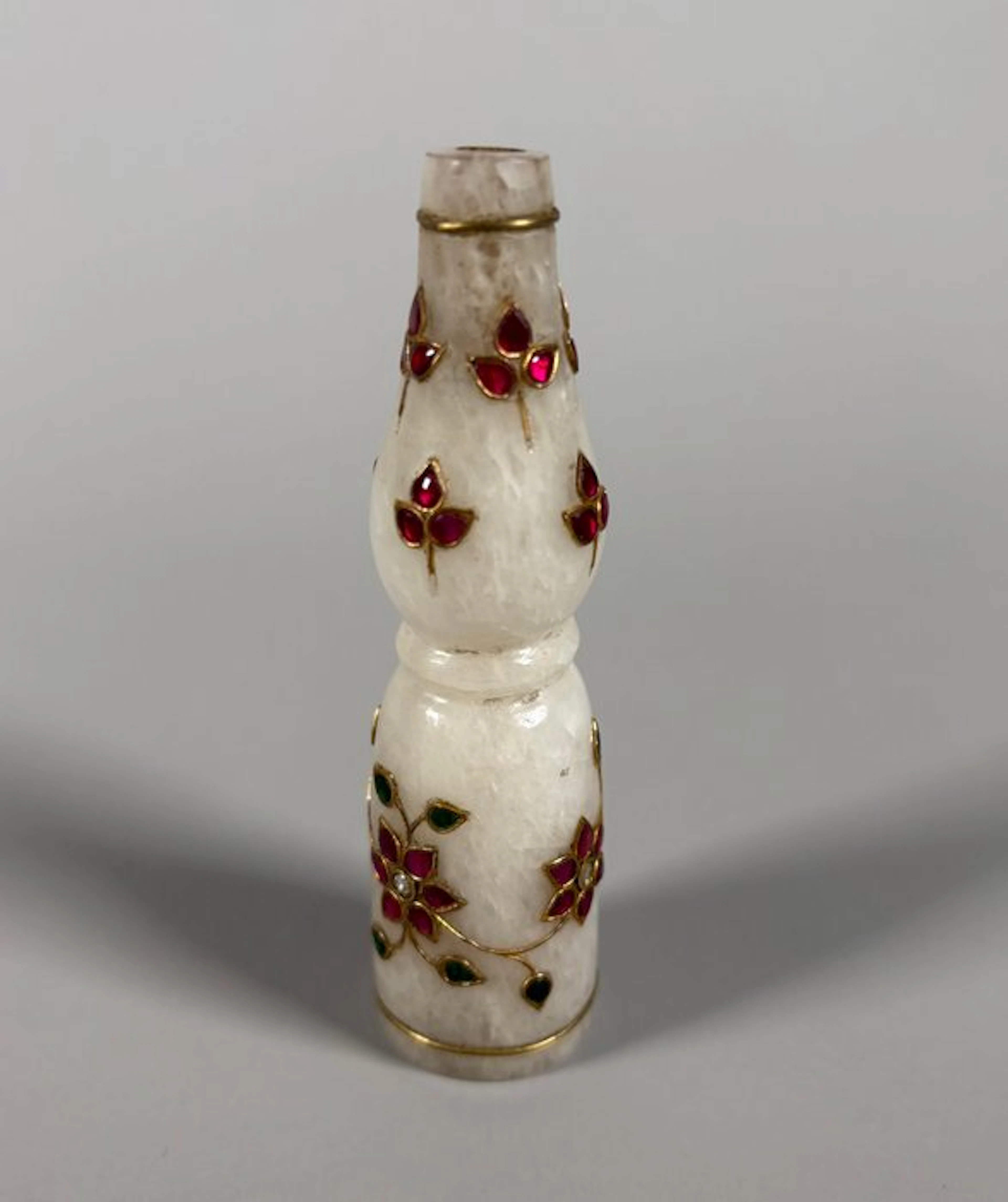 jade opium pipe mouthpiece - Jade - India - Mughal Dynasty – III (1627 - 1857)