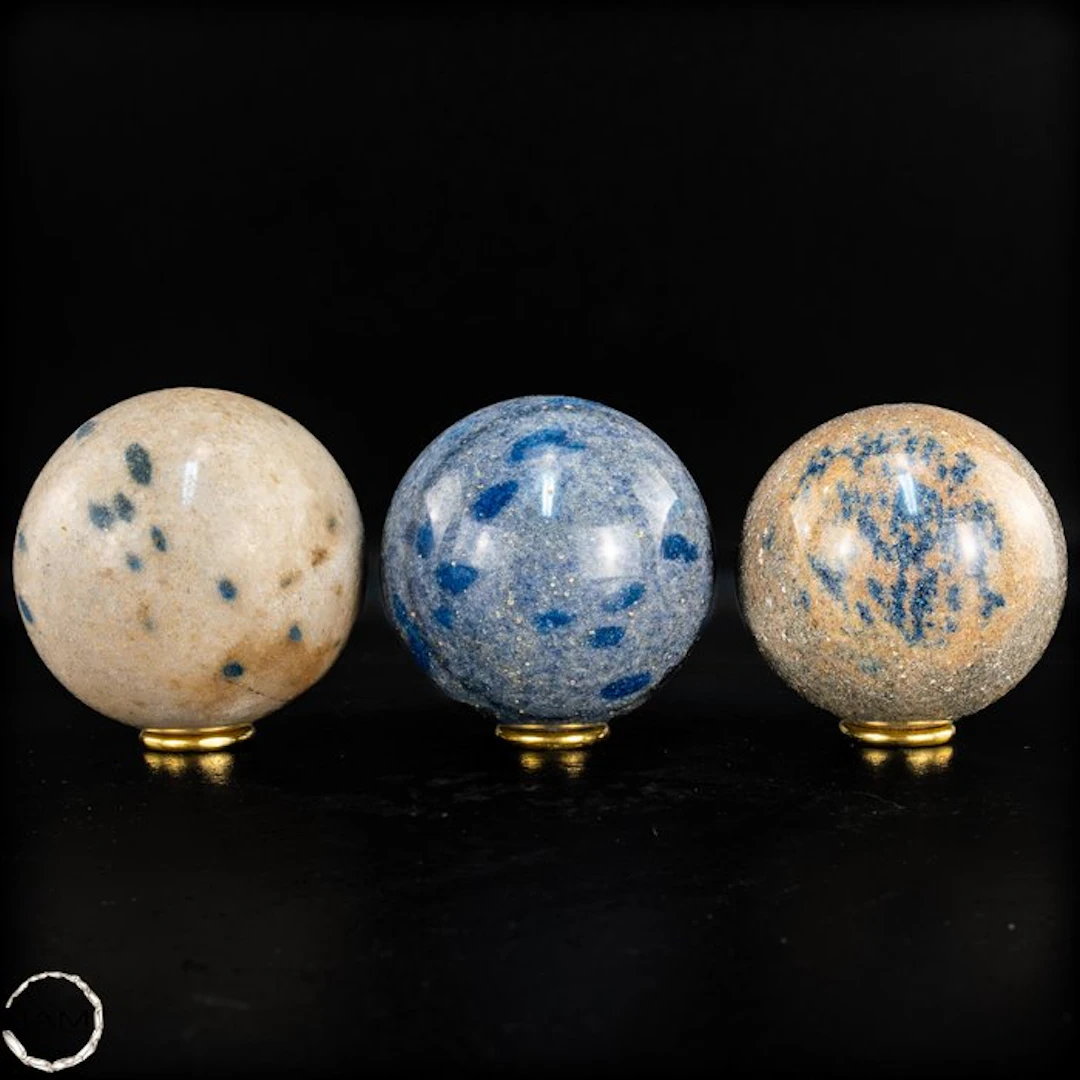 Natural K2 sphere set from Madagascar – hand-polished...