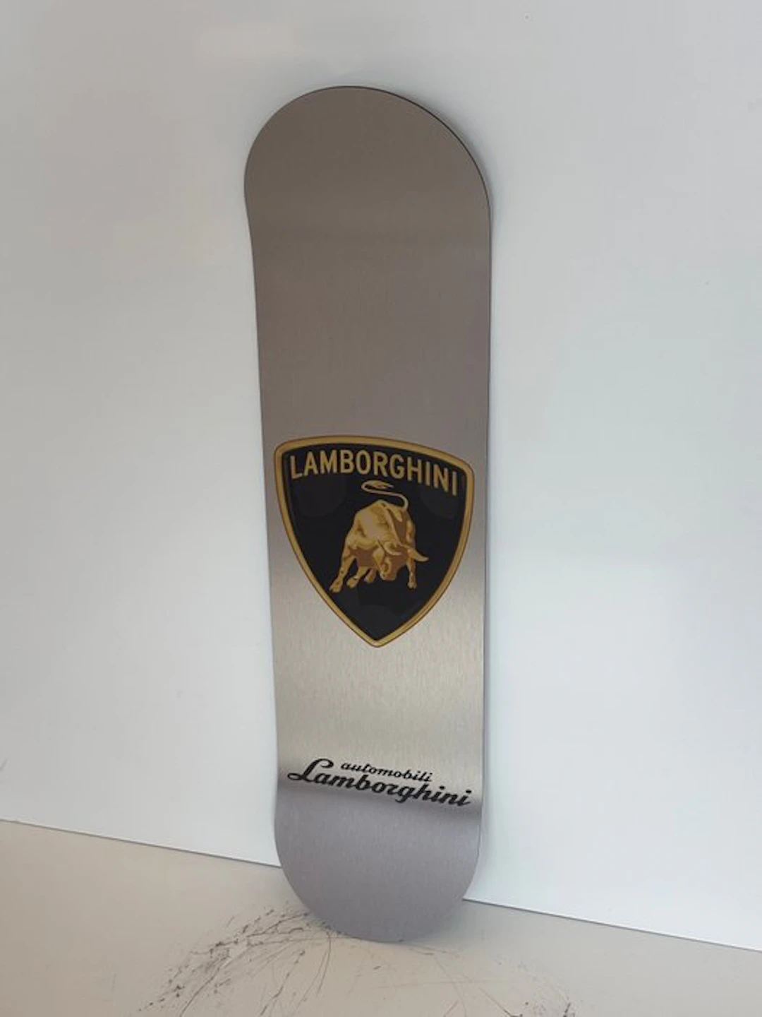 Beever Deco Art - Lamborghini goes skating!
