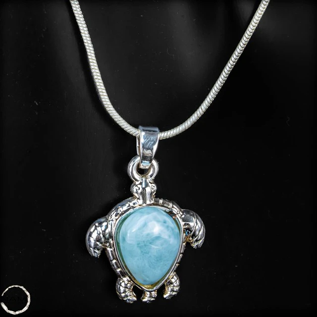 Larimar turtle pendant made of 925 silver – handcrafted...