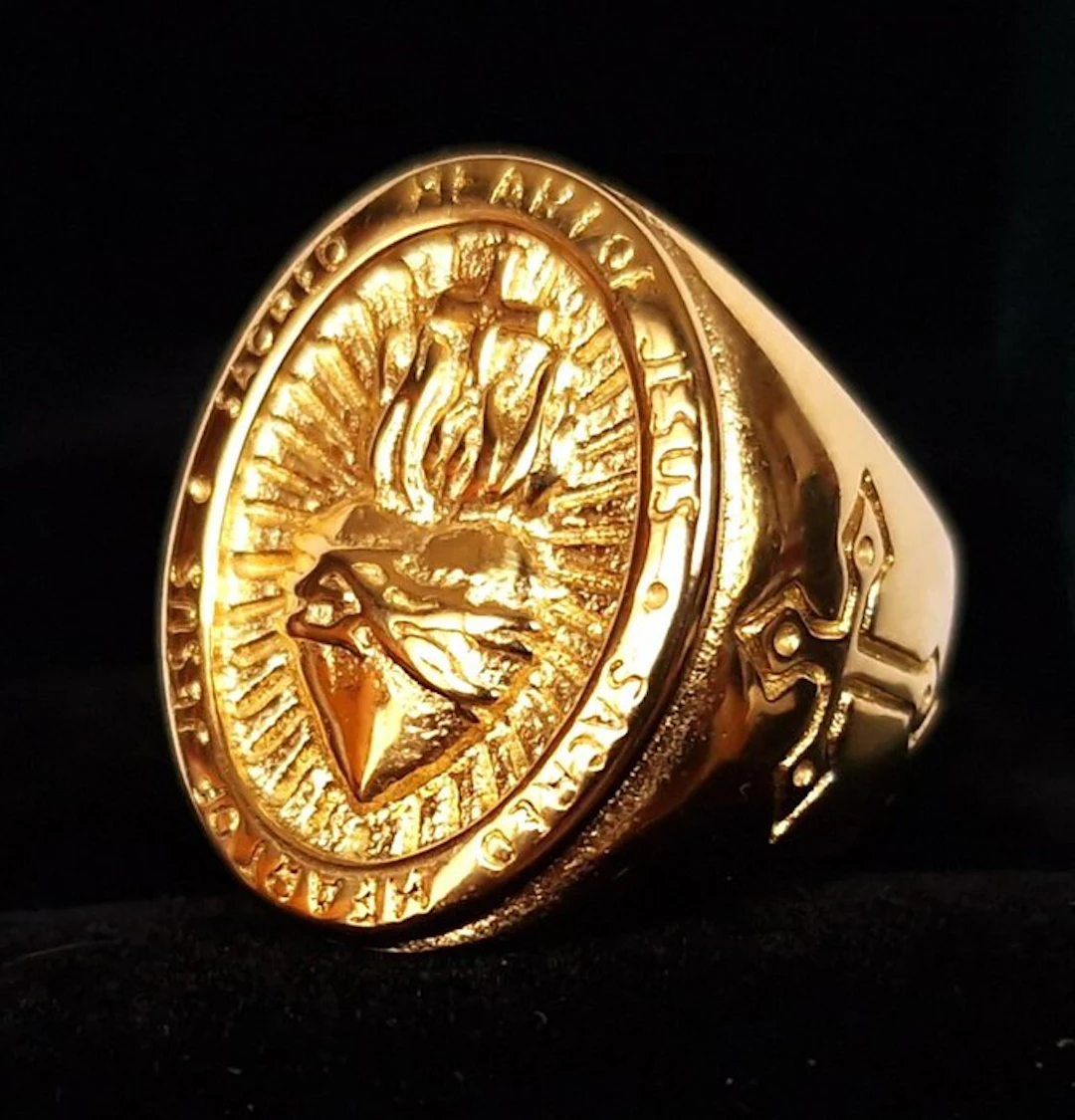 Signet Ring – Fiery Sacred Heart – Divine Radiance – Love