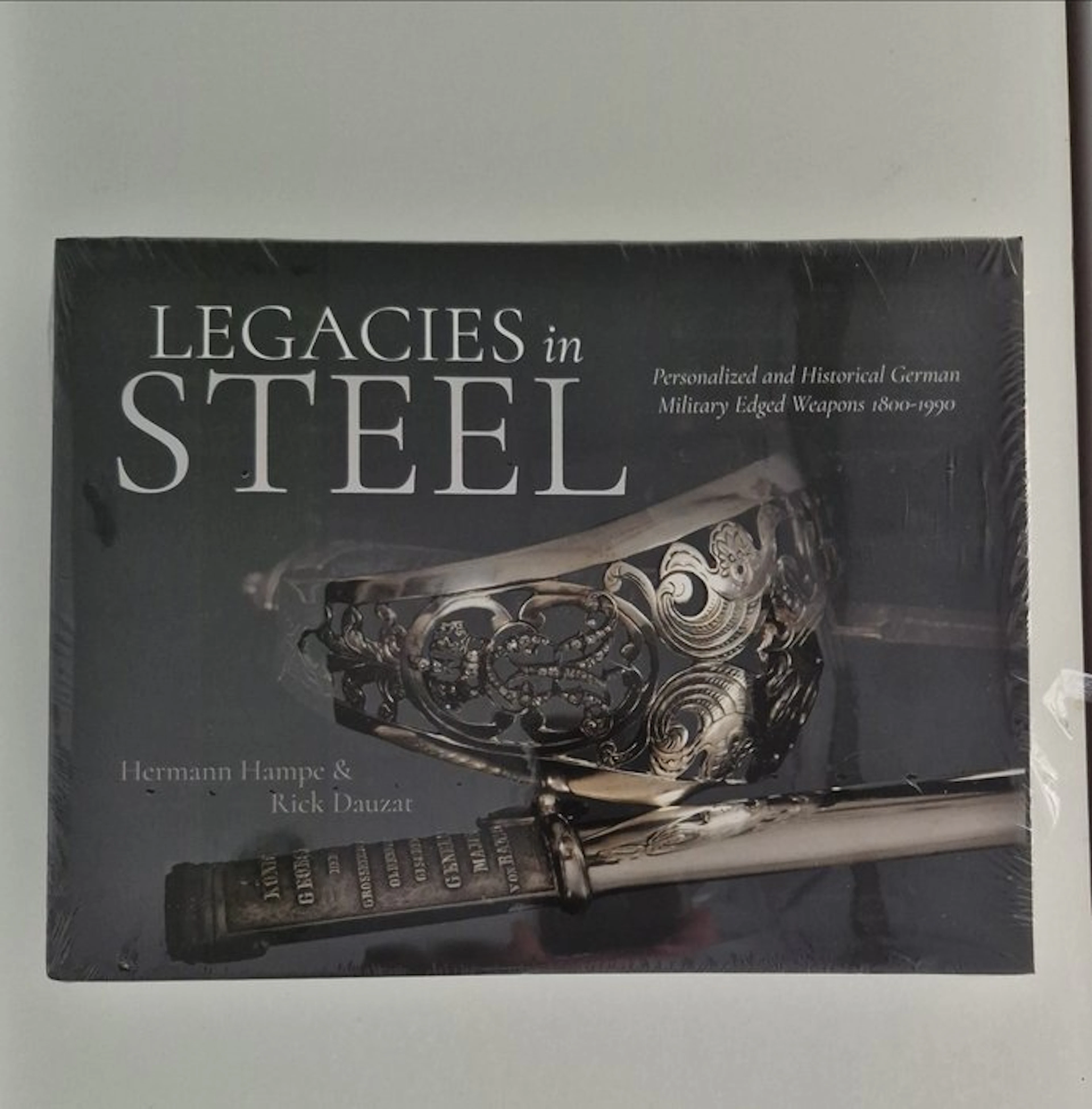 H. Hampe - Legacies in Steel - Personalized and...