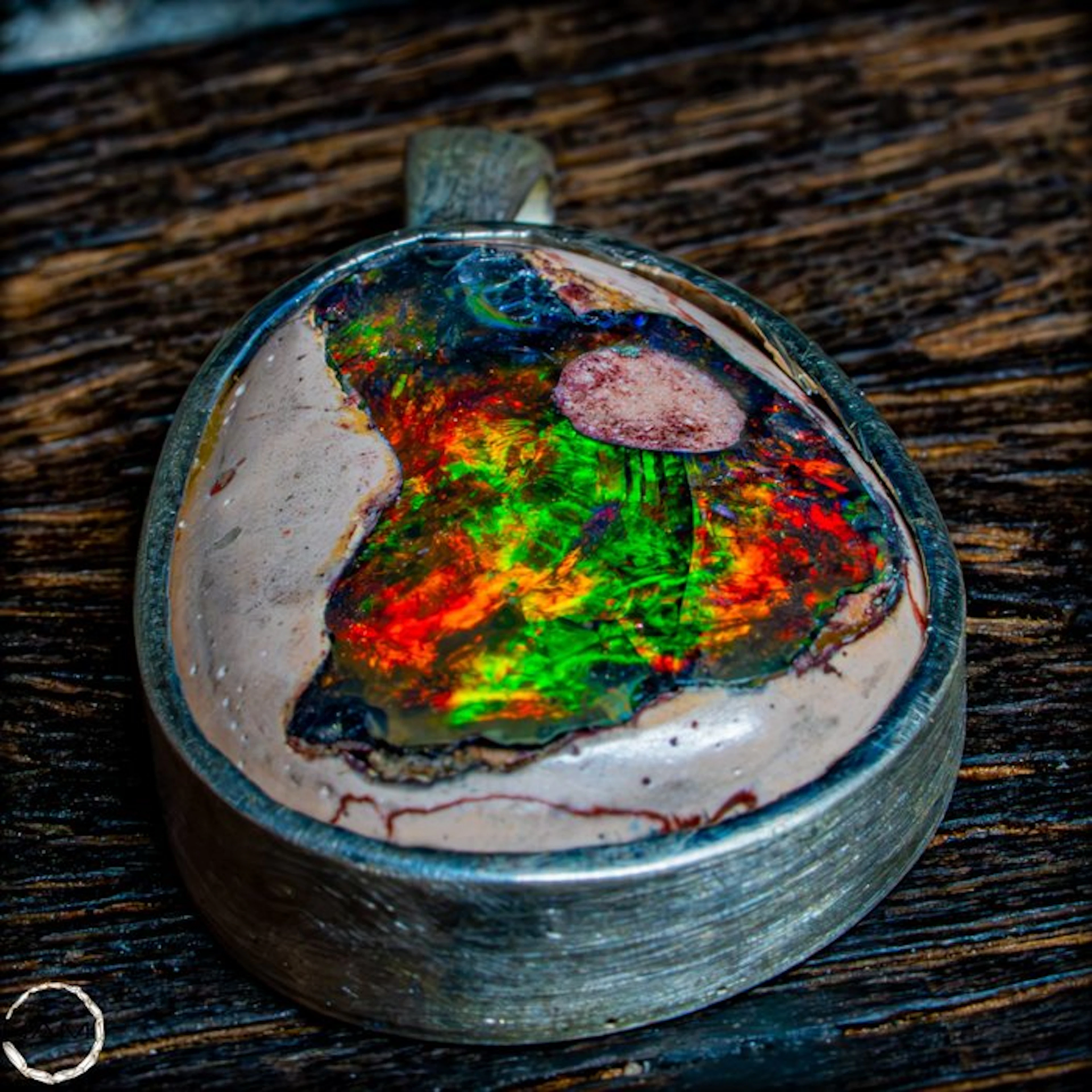 Natural boulder opal pendant from Australia – 925 silver 43.40 ct- 8.68 g
