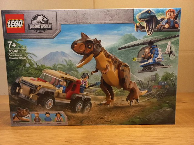LEGO Set - 76941 - Jurassic World - Carnotaurus Dinosaur Chase