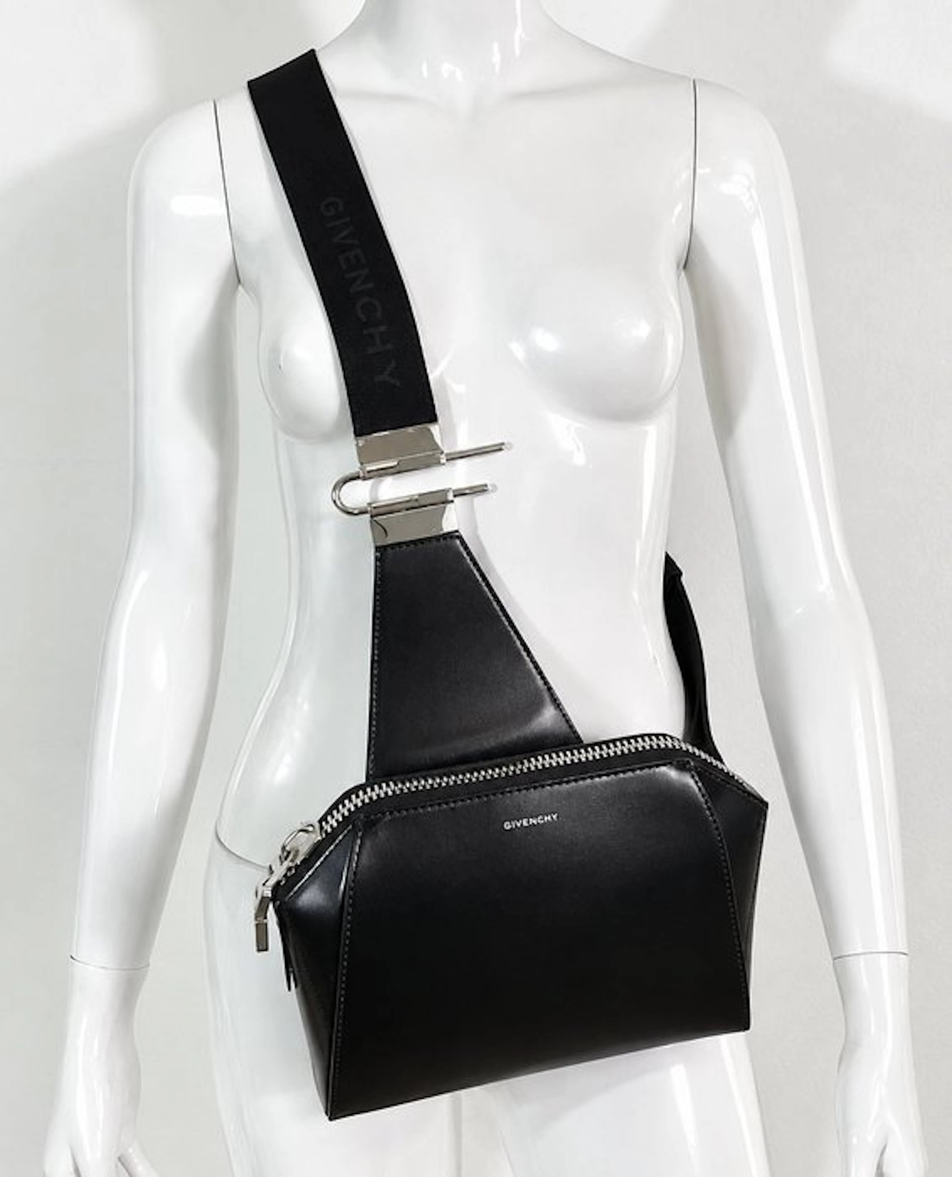 Givenchy - Bag