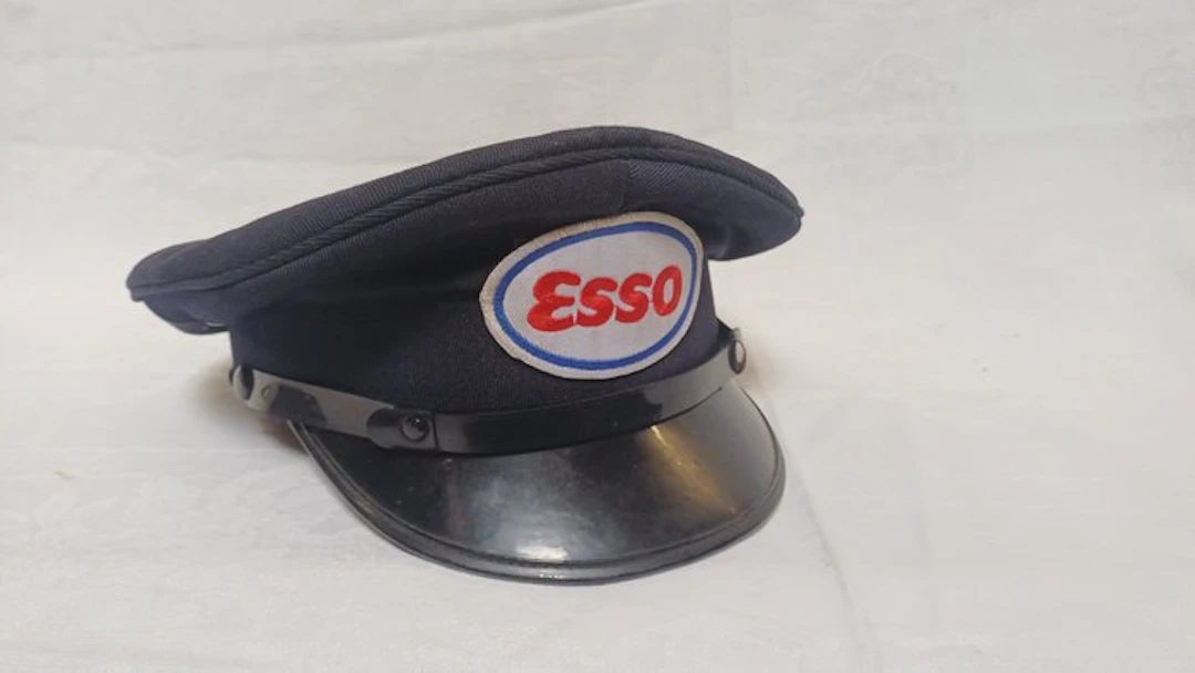 Pet - Esso - pompbediende pet - 1970