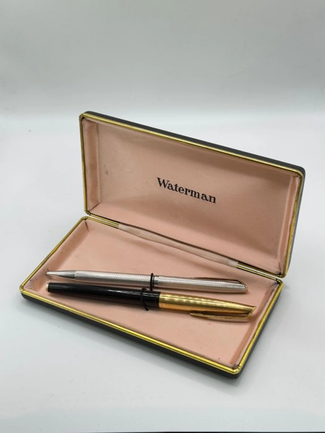 Parure Vintage Waterman C/F – Stylo-plume à plume en or...