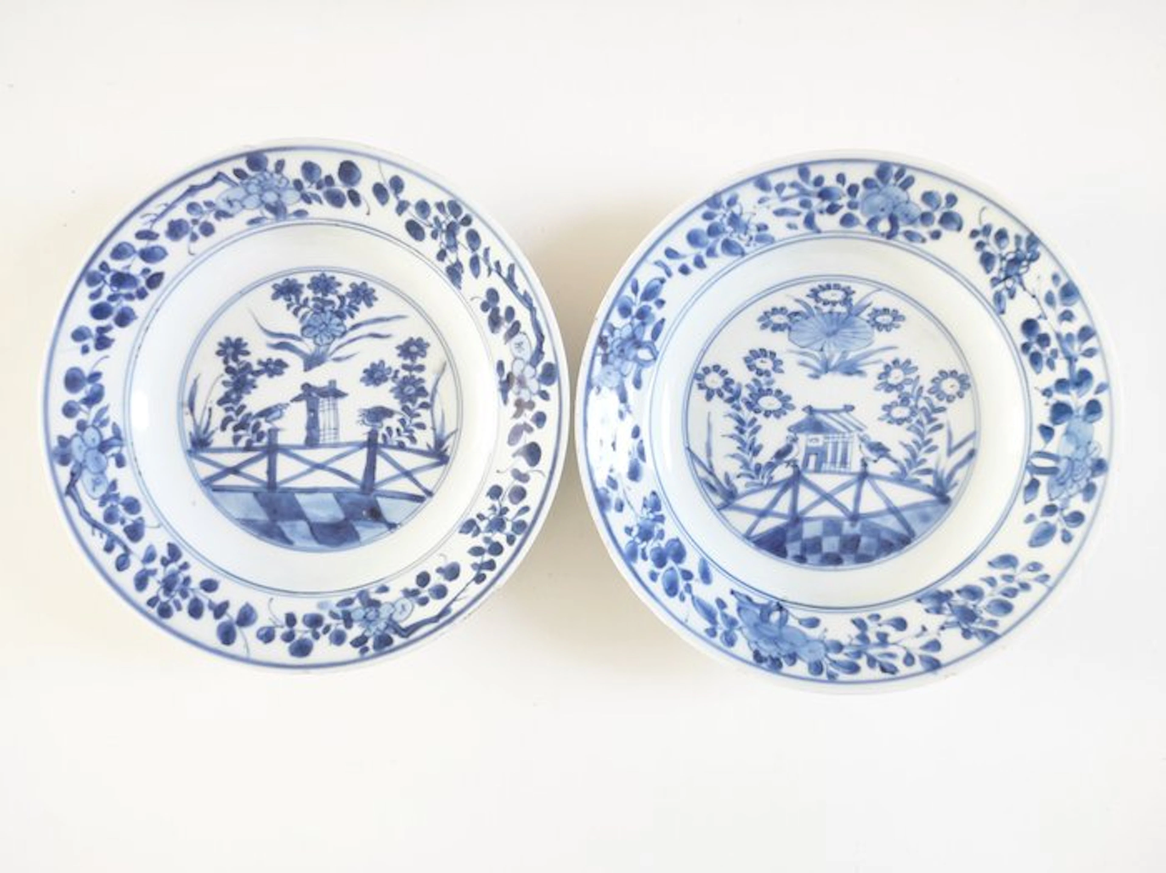 Plate (2) - Bleu Blanc 18e - Porcelain