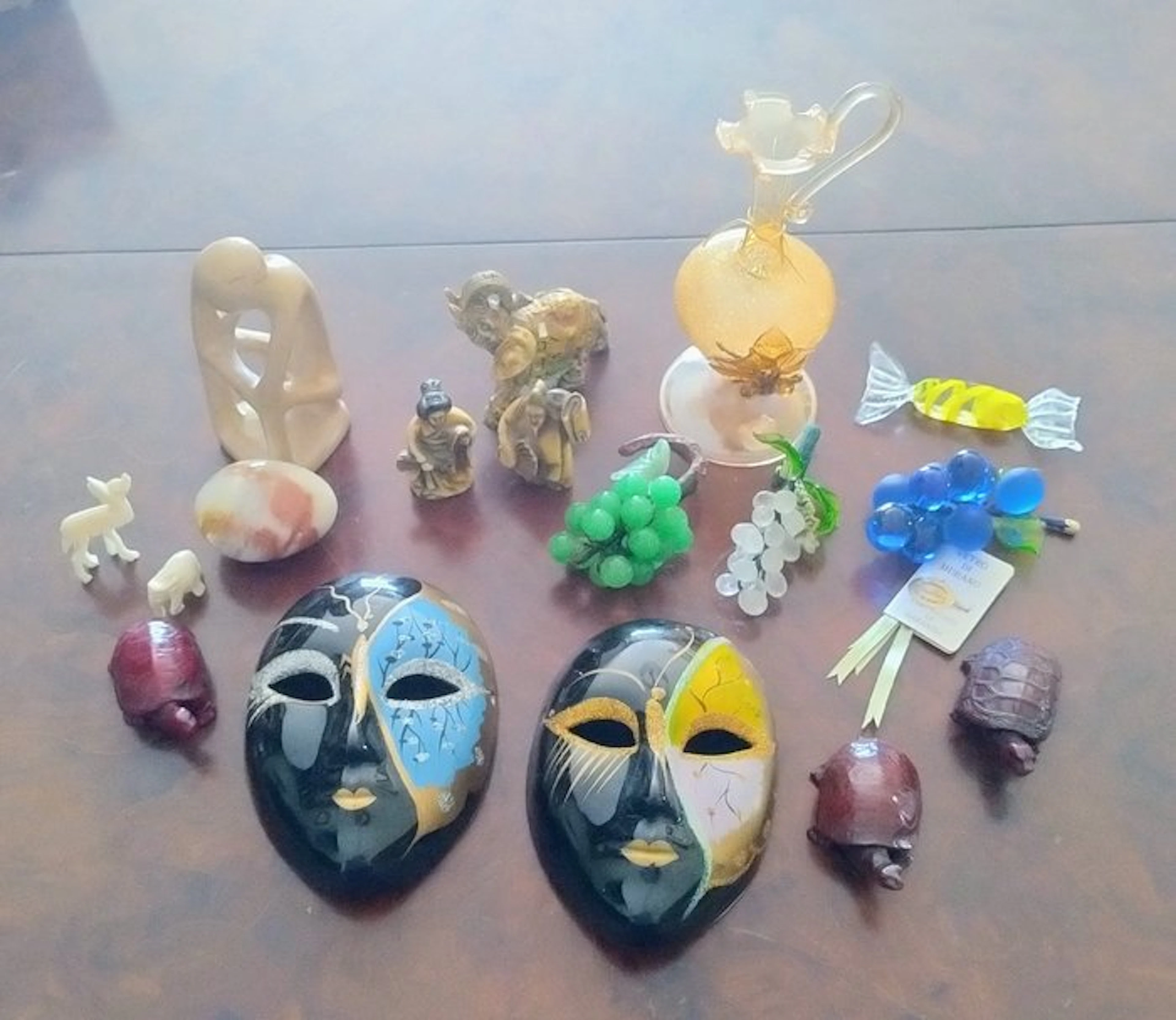Themed collection - 17 Murano Alabaster Objects...