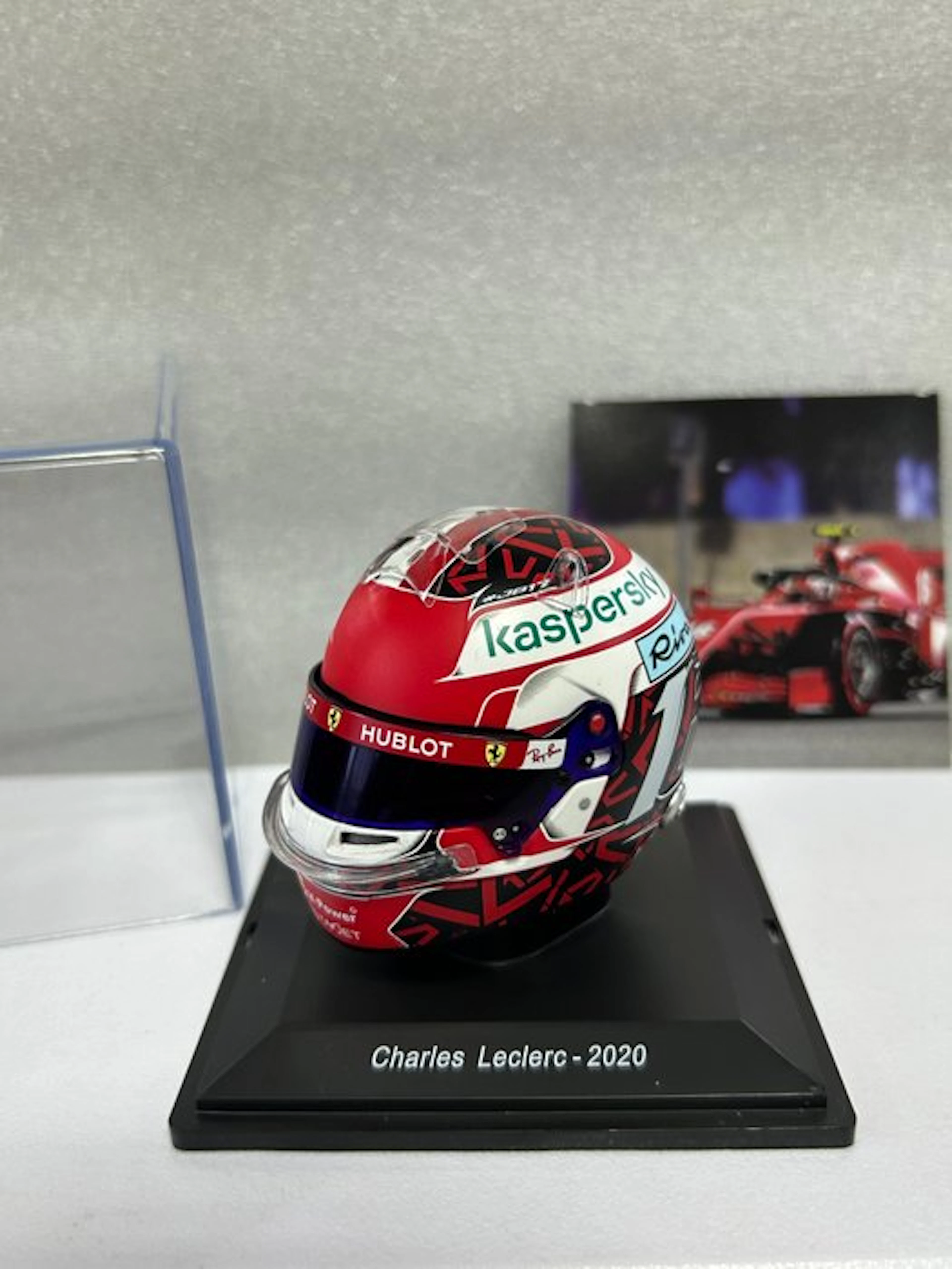 Spark 1:5 - Model car - Exclusivo! Charles Leclerc...